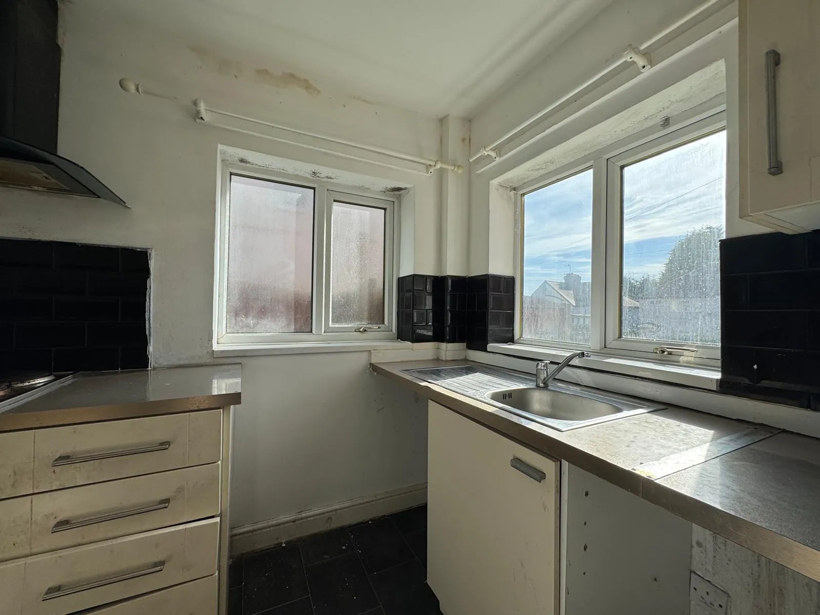 3 Bedroom Semi Detached in Brierley Hill