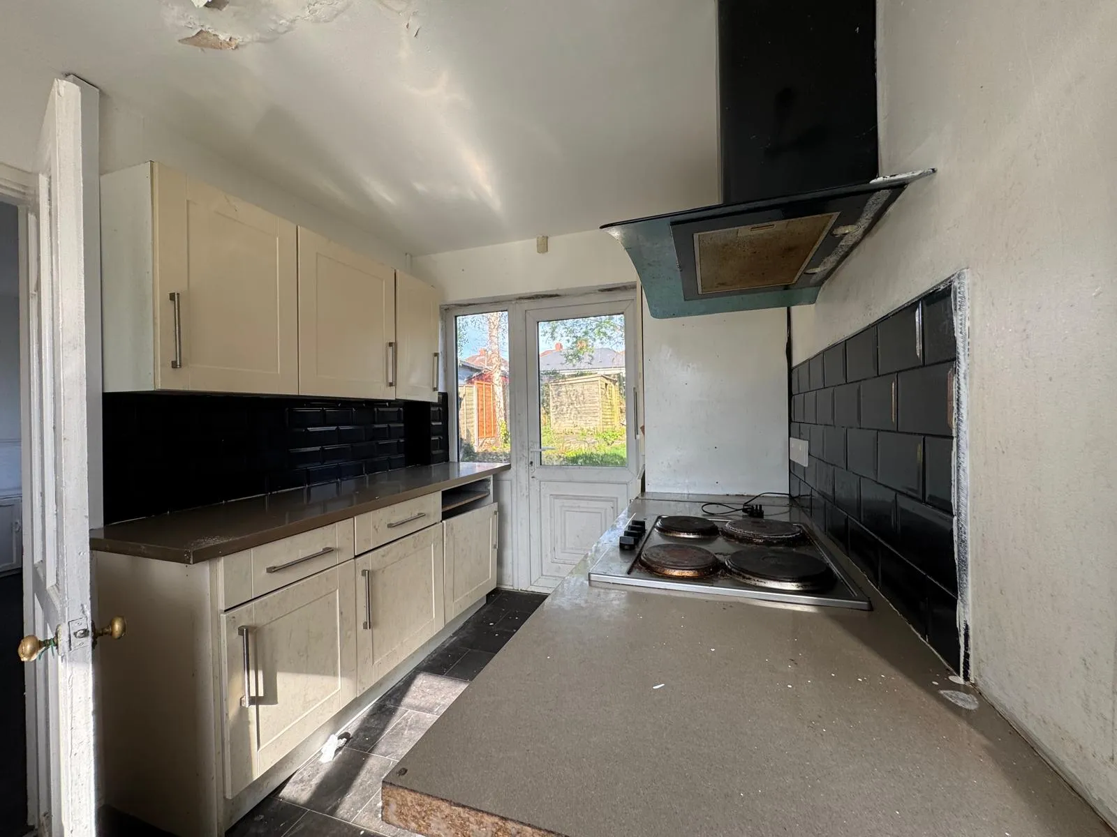 3 Bedroom Semi Detached in Brierley Hill