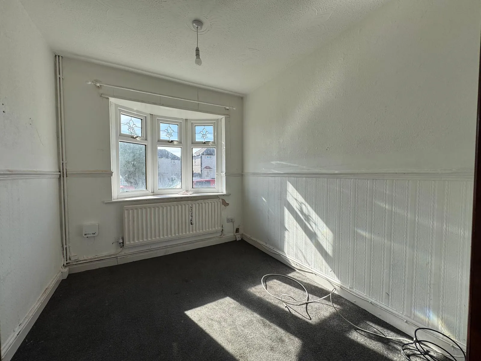 3 Bedroom Semi Detached in Brierley Hill