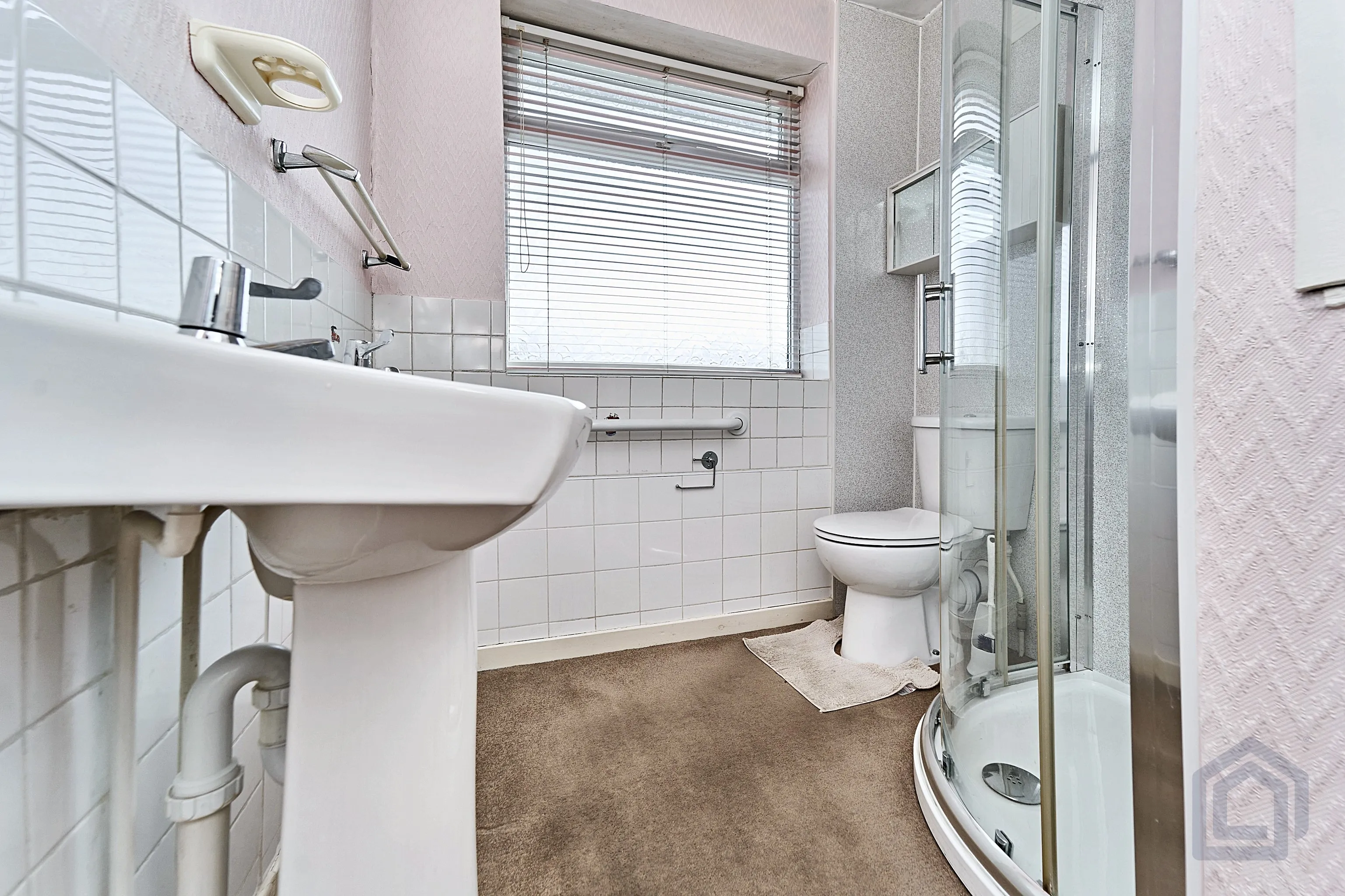 3 Bedroom Semi-Detached in Wednesbury