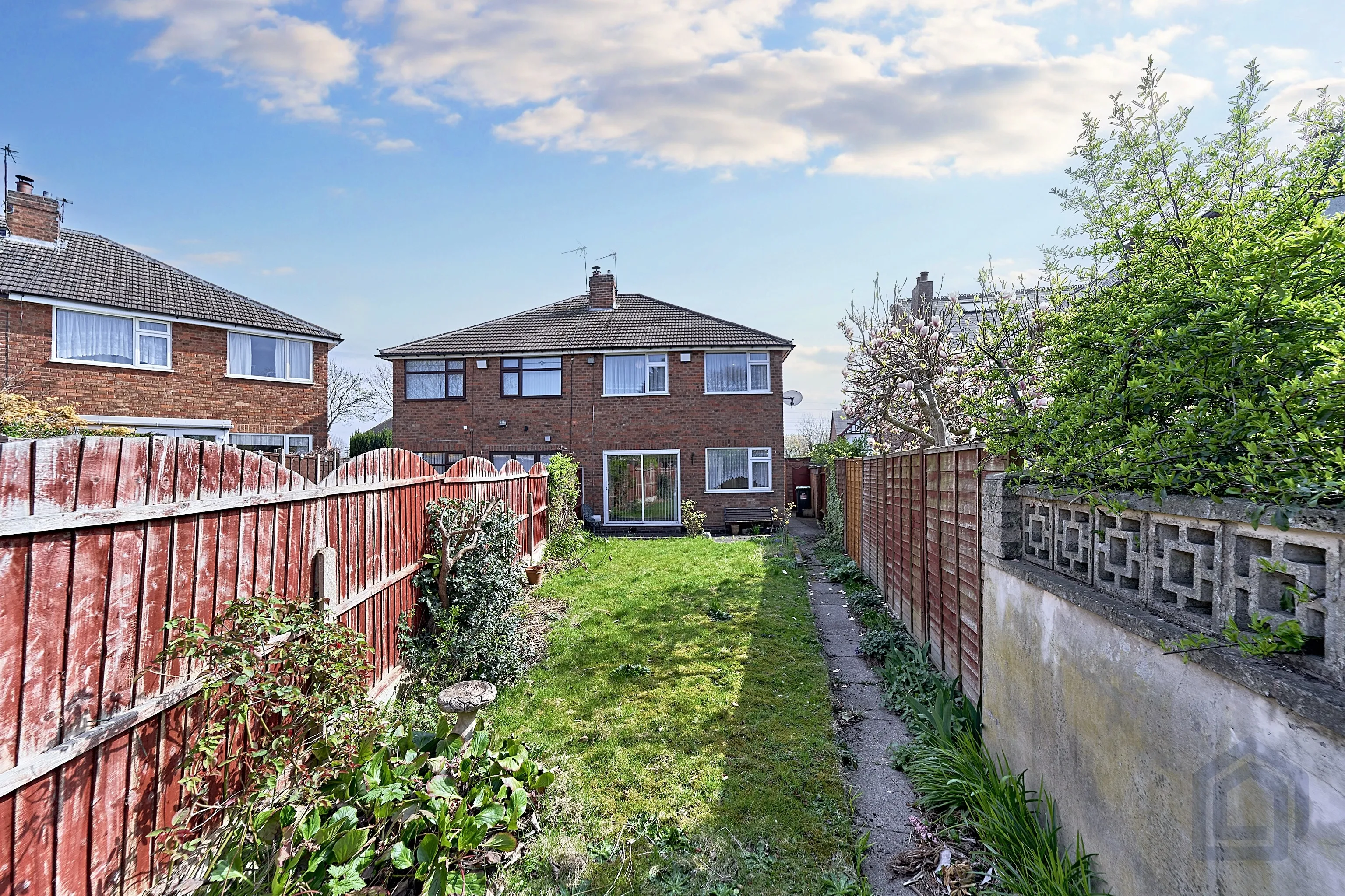 3 Bedroom Semi-Detached in Wednesbury