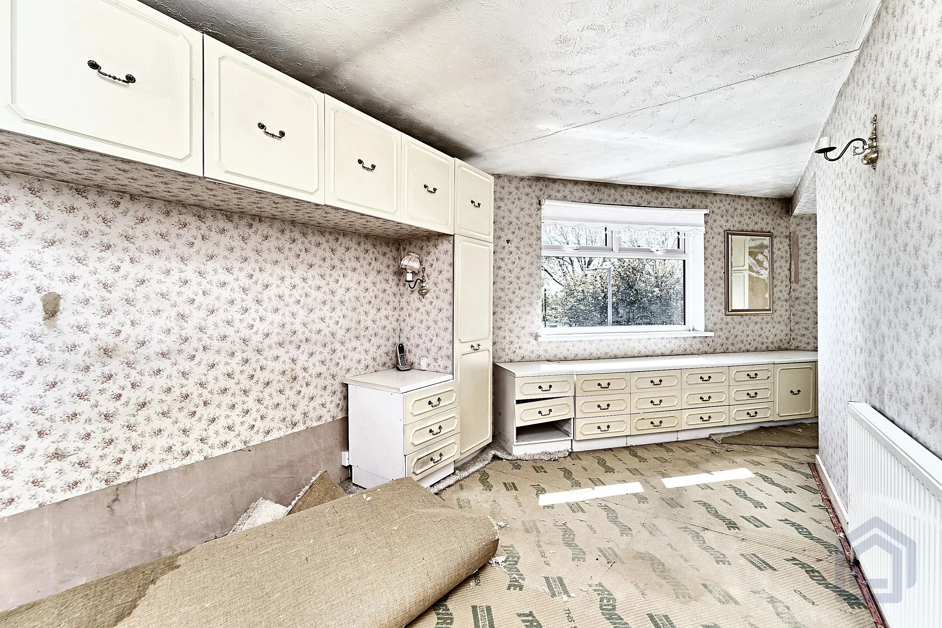 3 Bedroom Semi-Detached in Wednesbury