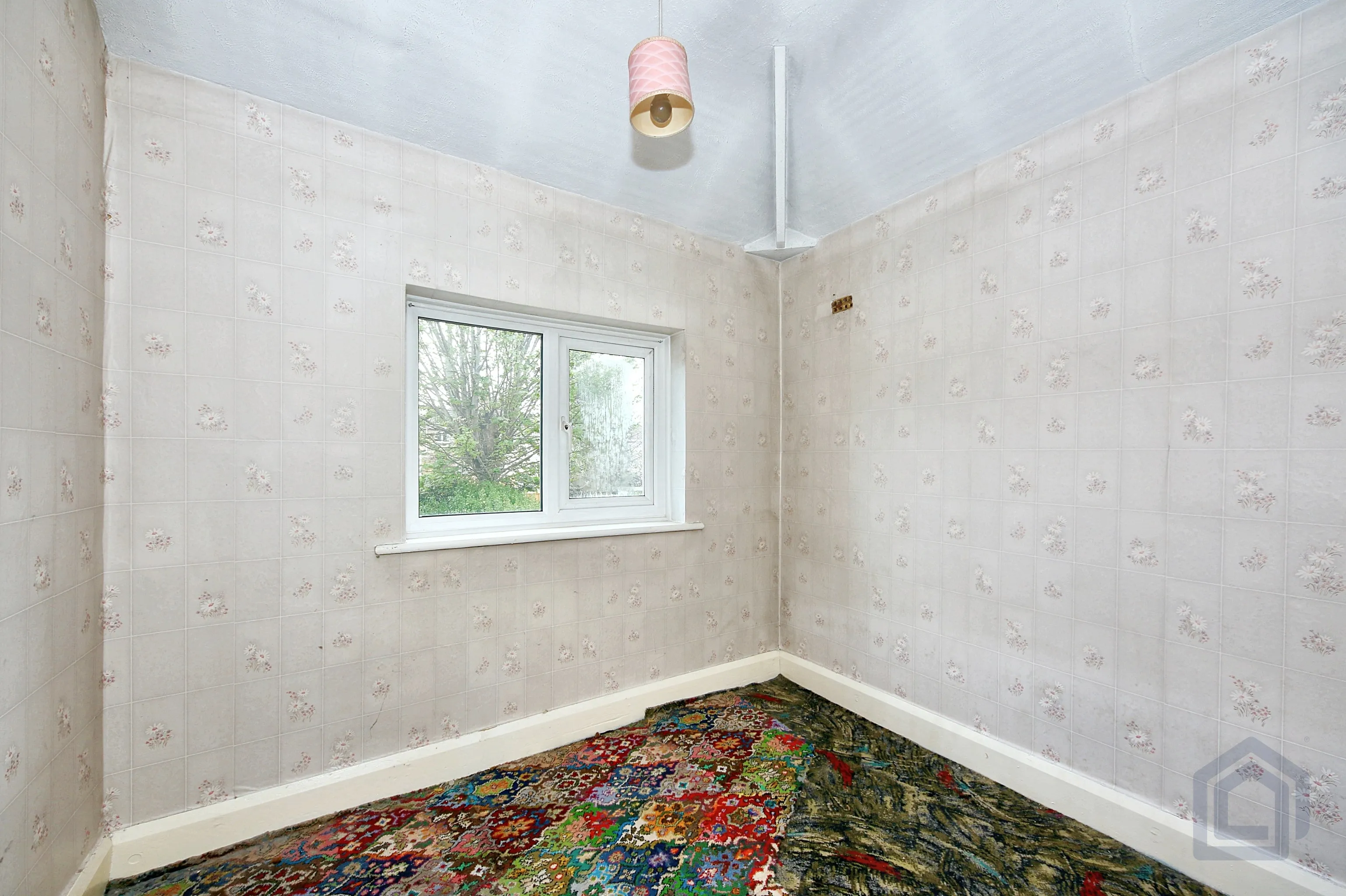 3 Bedroom Semi-Detached in Wolverhampton