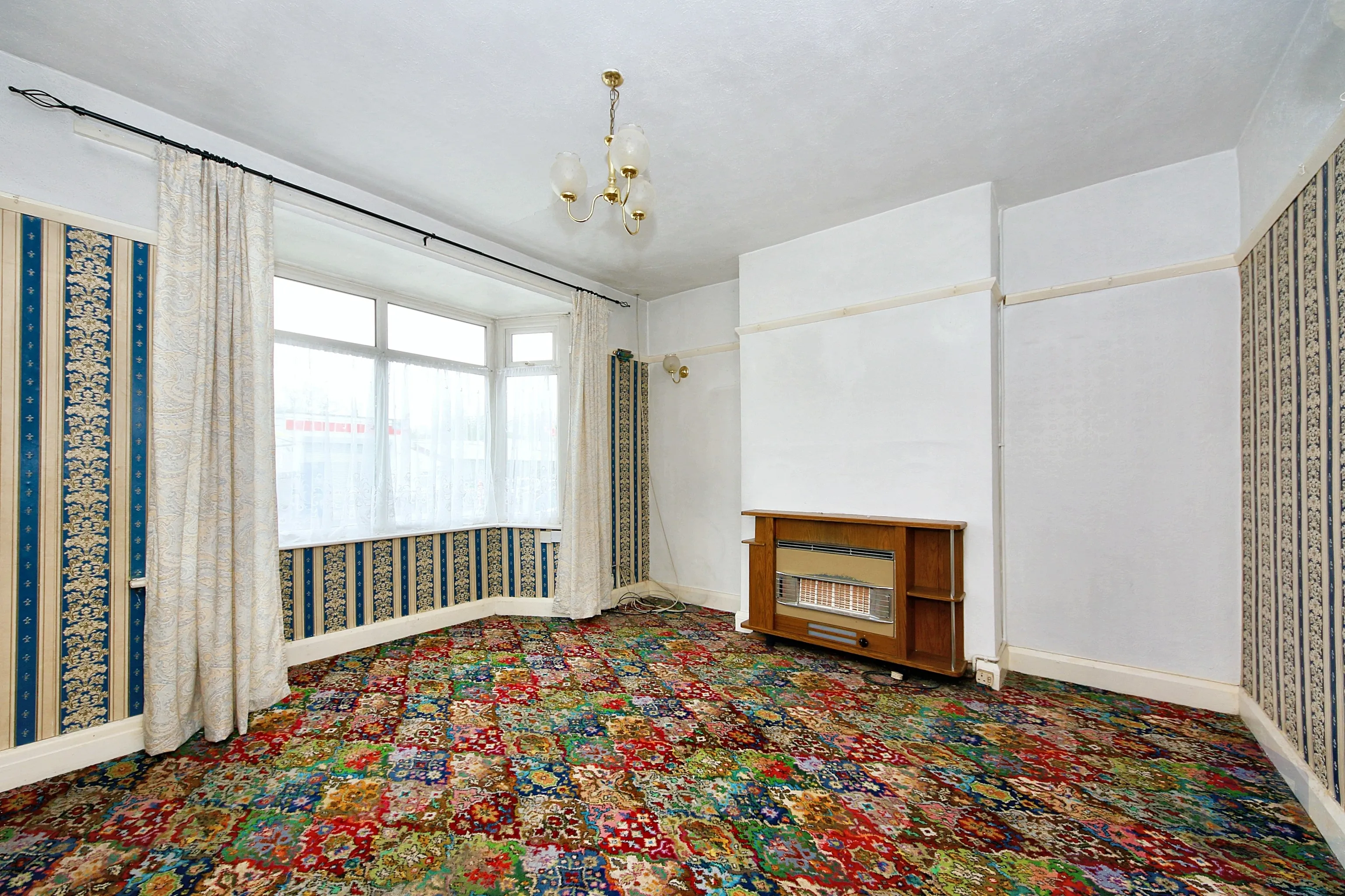 3 Bedroom Semi-Detached in Wolverhampton