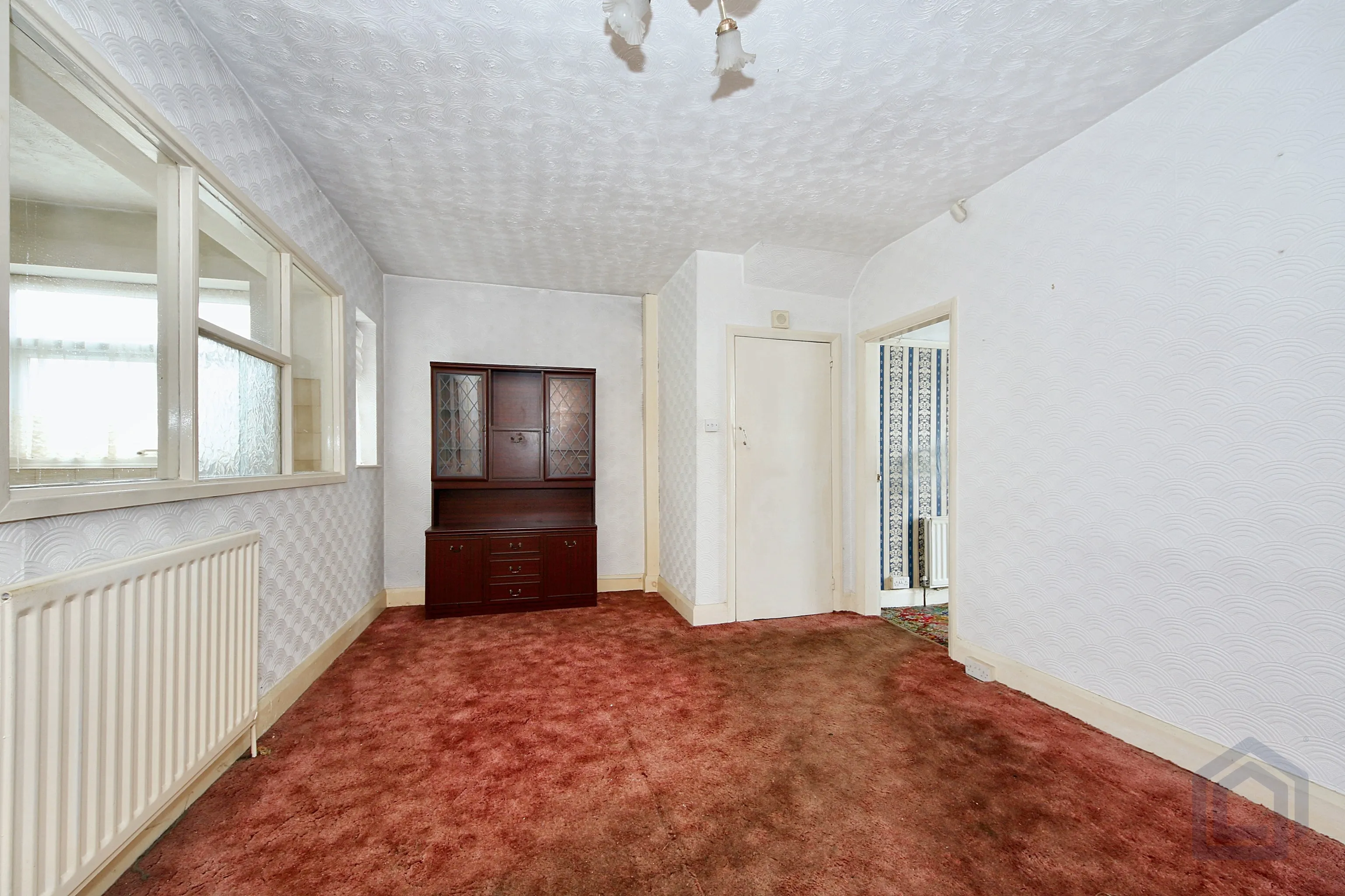 3 Bedroom Semi-Detached in Wolverhampton