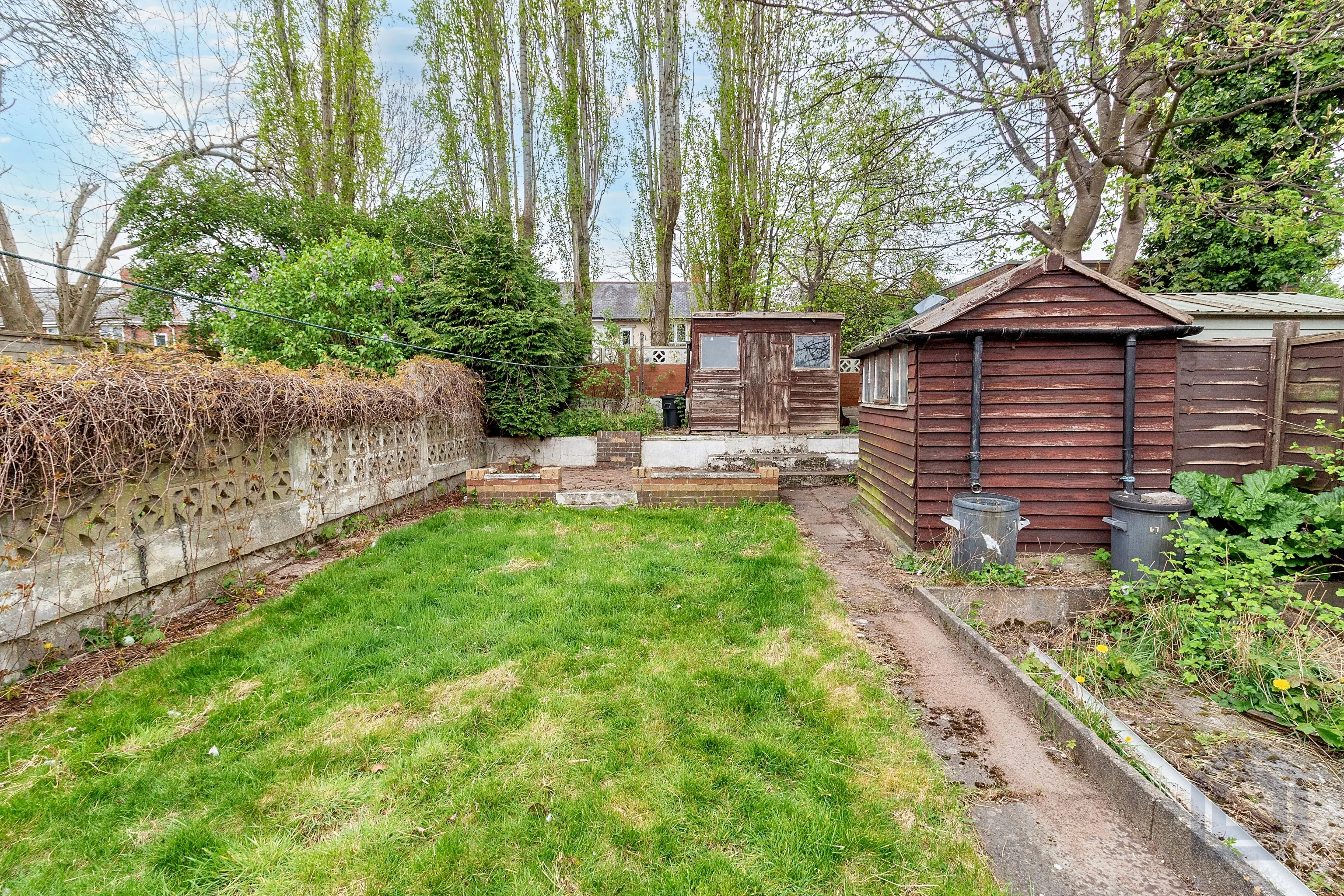 2 Bedroom End Terrace in Wolverhampton