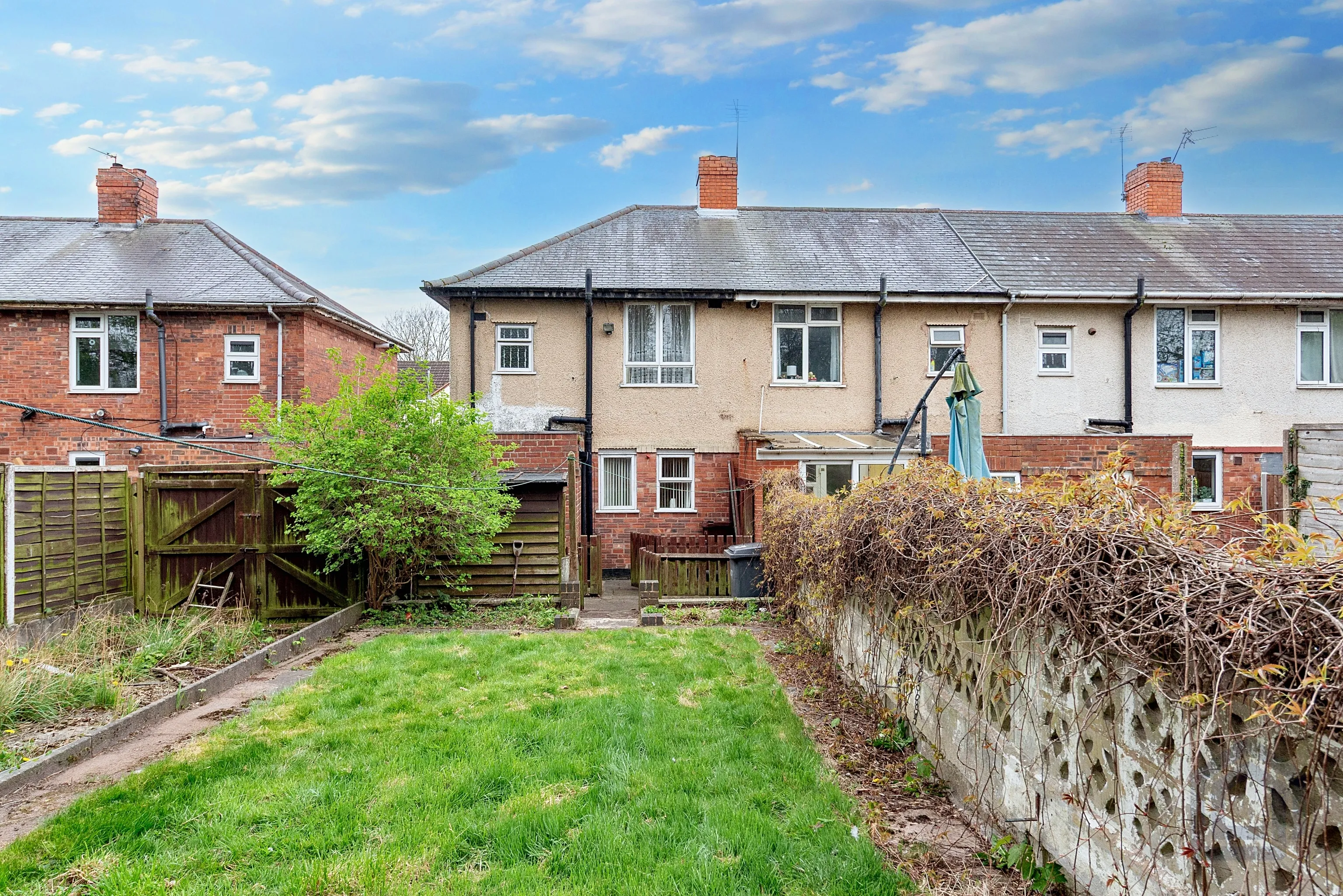 2 Bedroom End Terrace in Wolverhampton