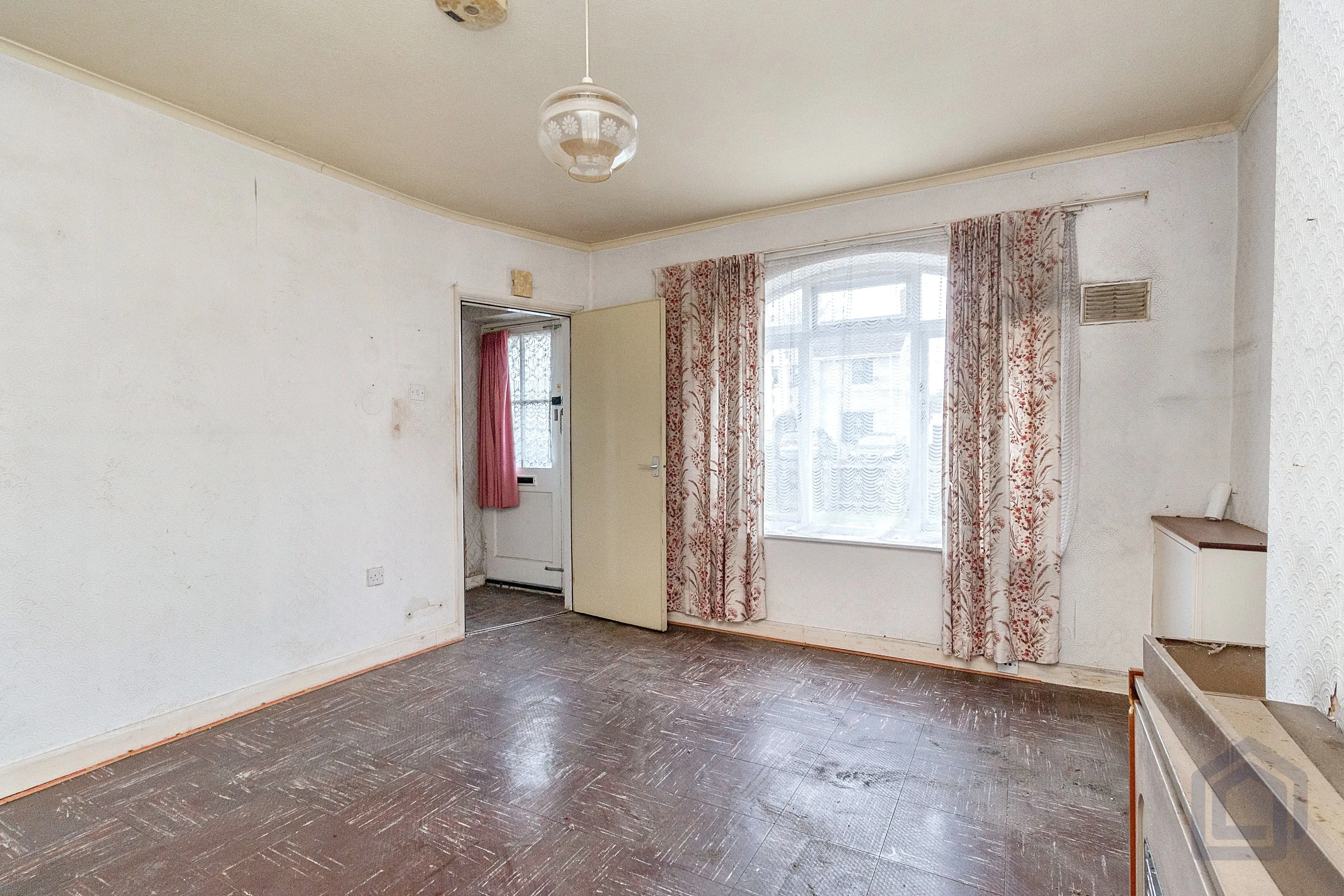 2 Bedroom End Terrace in Wolverhampton