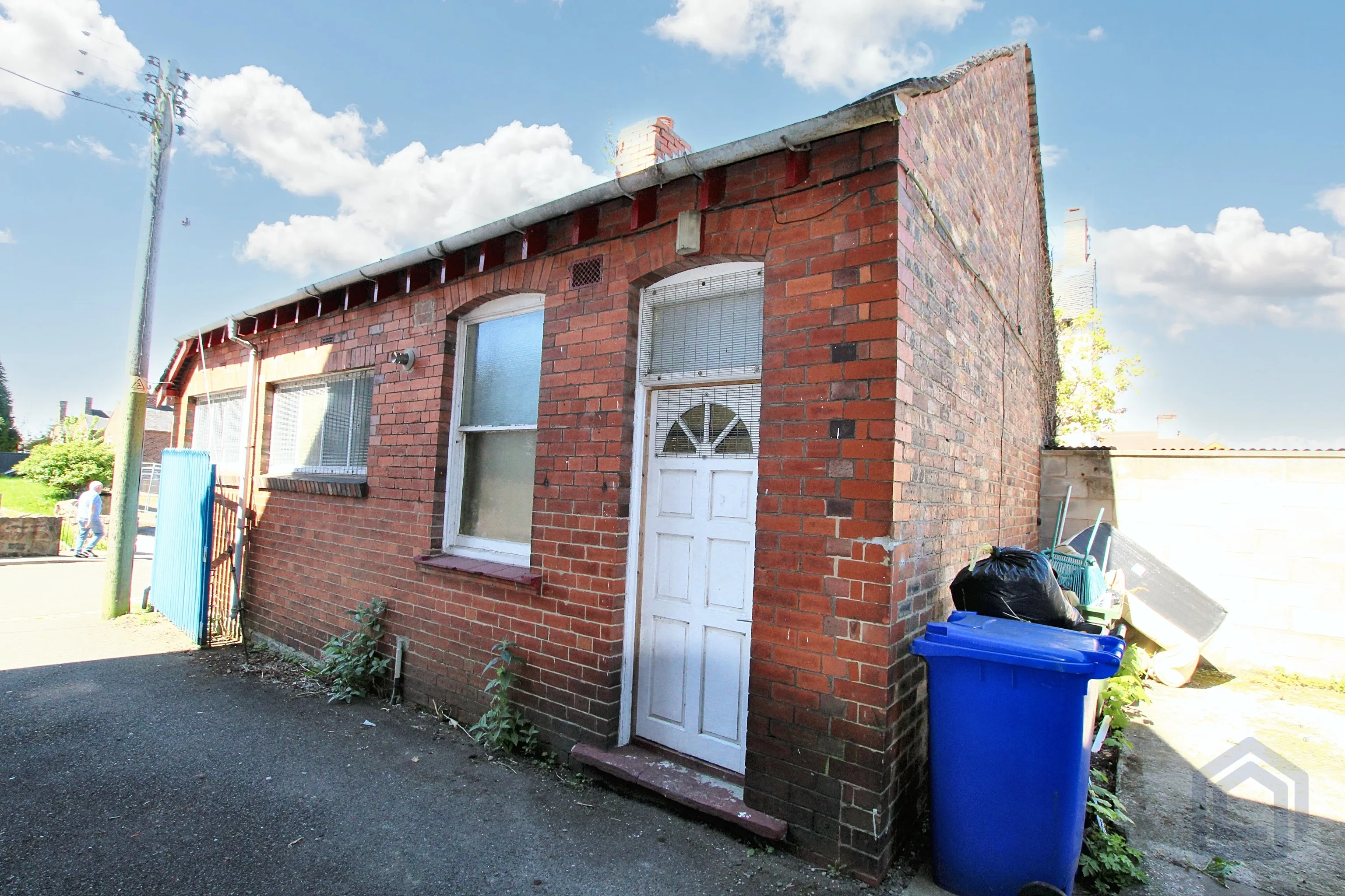 2 Bedroom Investment Bungalow split into two units in Stoke-on-Trent