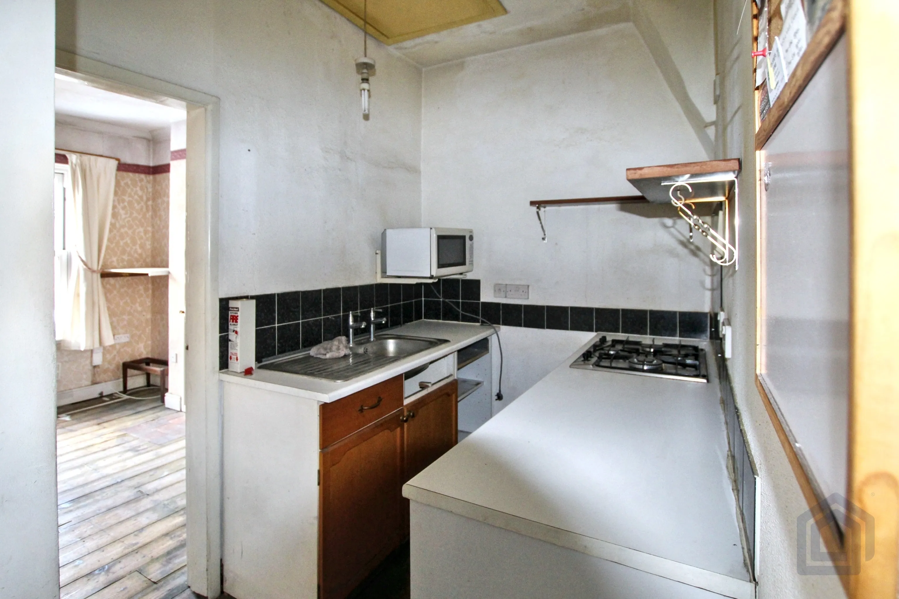 2 Bedroom Mid Terraced in Hanley