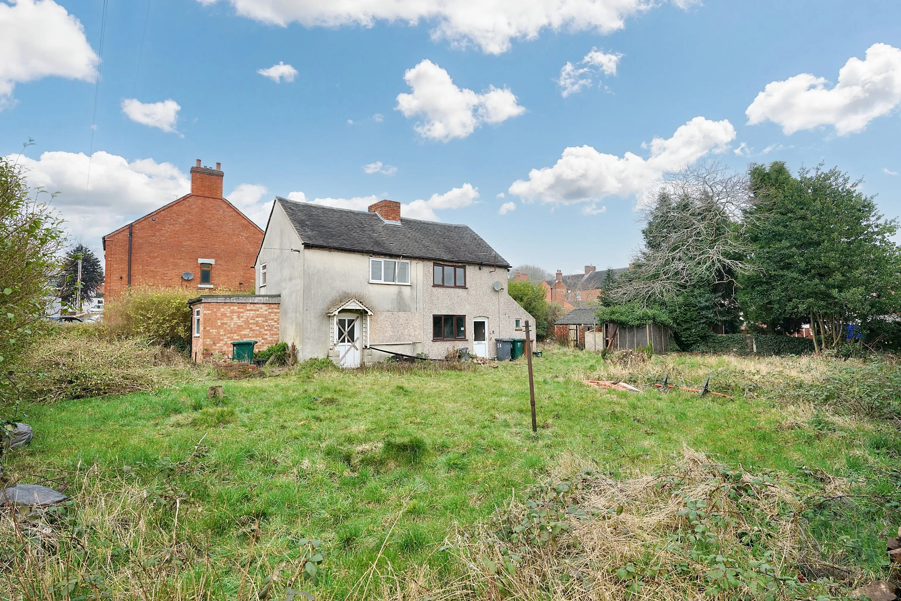 2 Bedroom Semi-Detached in Newhall