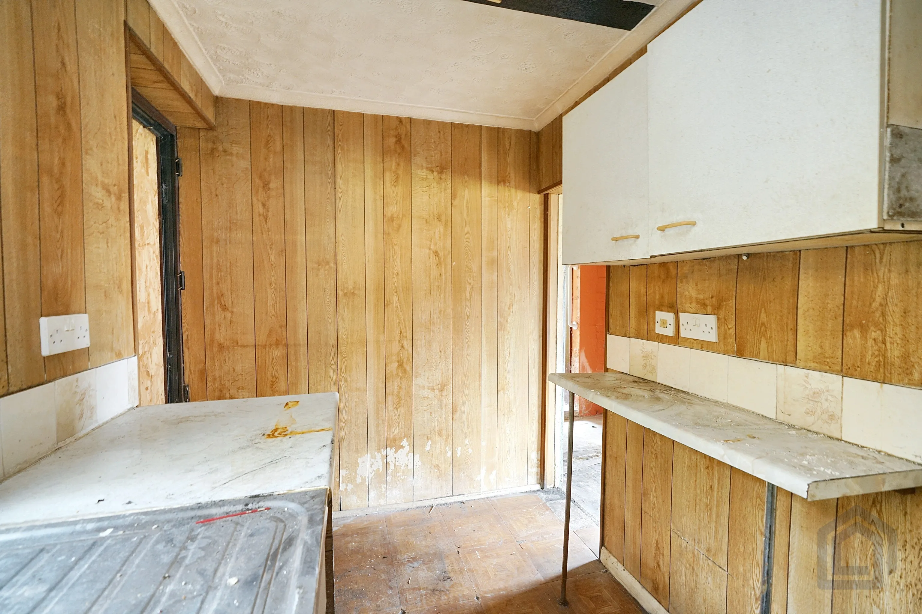 2 Bedroom Semi-Detached in Newhall