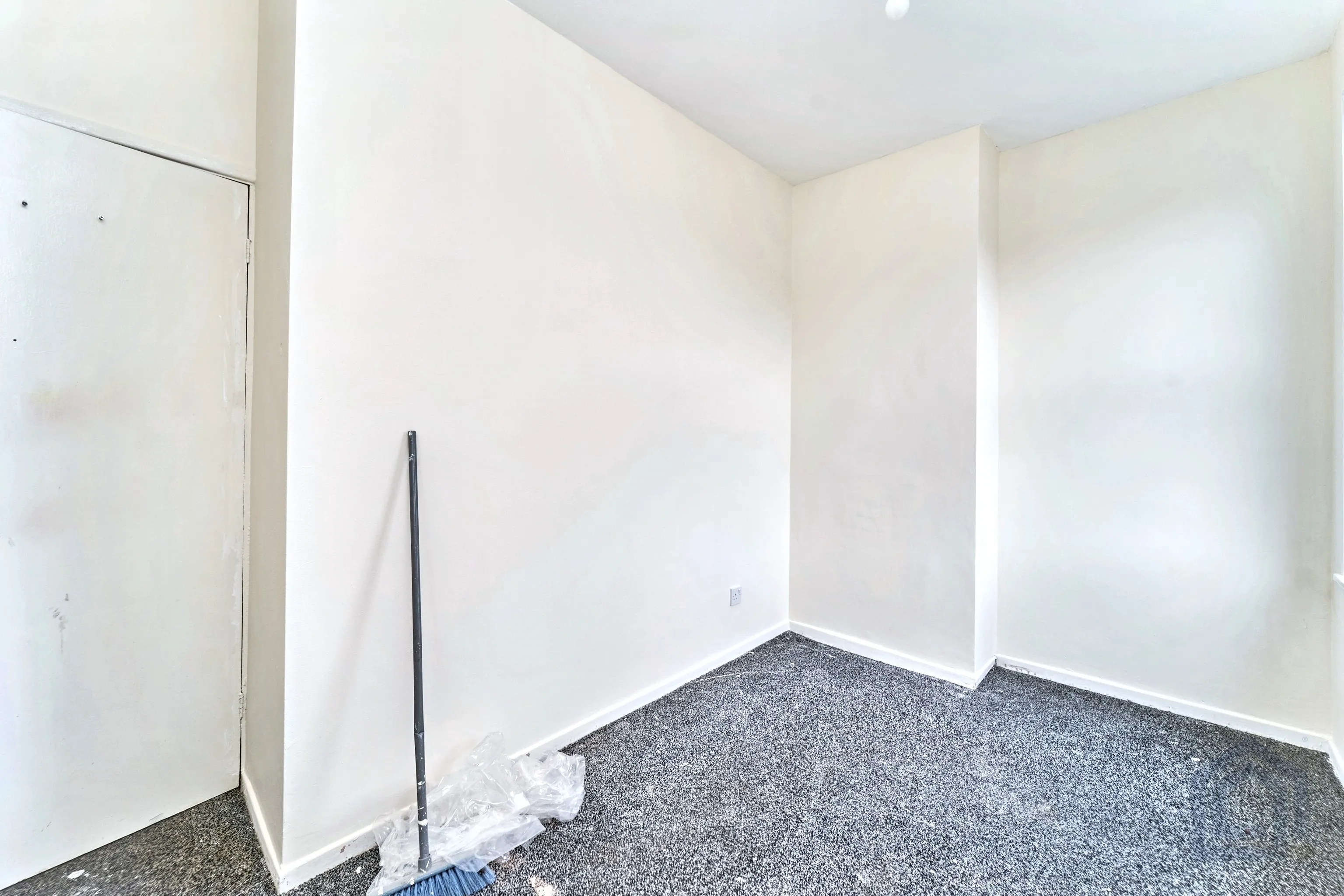 2 Bedroom Terraced in Willenhall