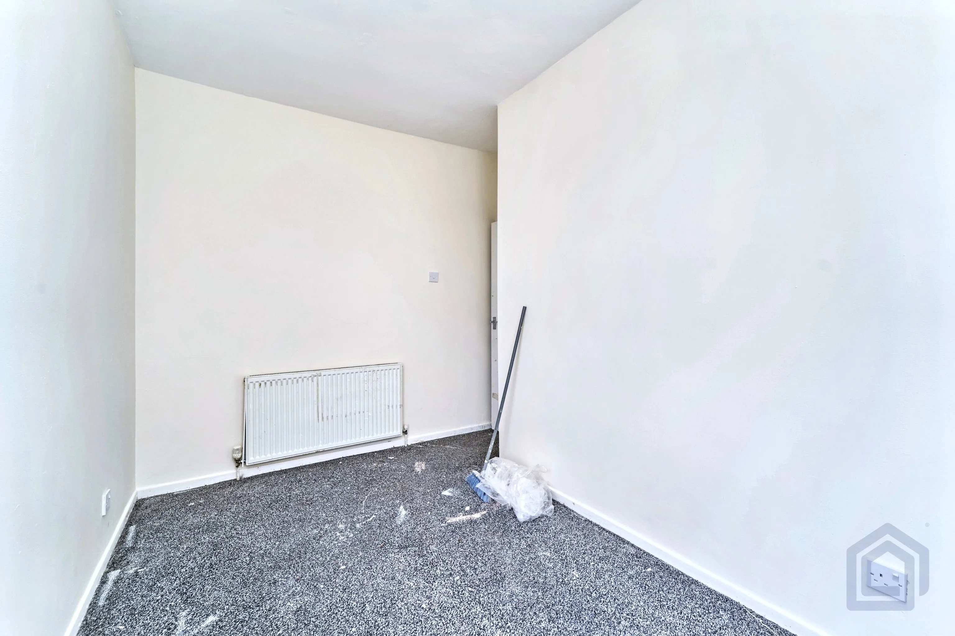 2 Bedroom Terraced in Willenhall