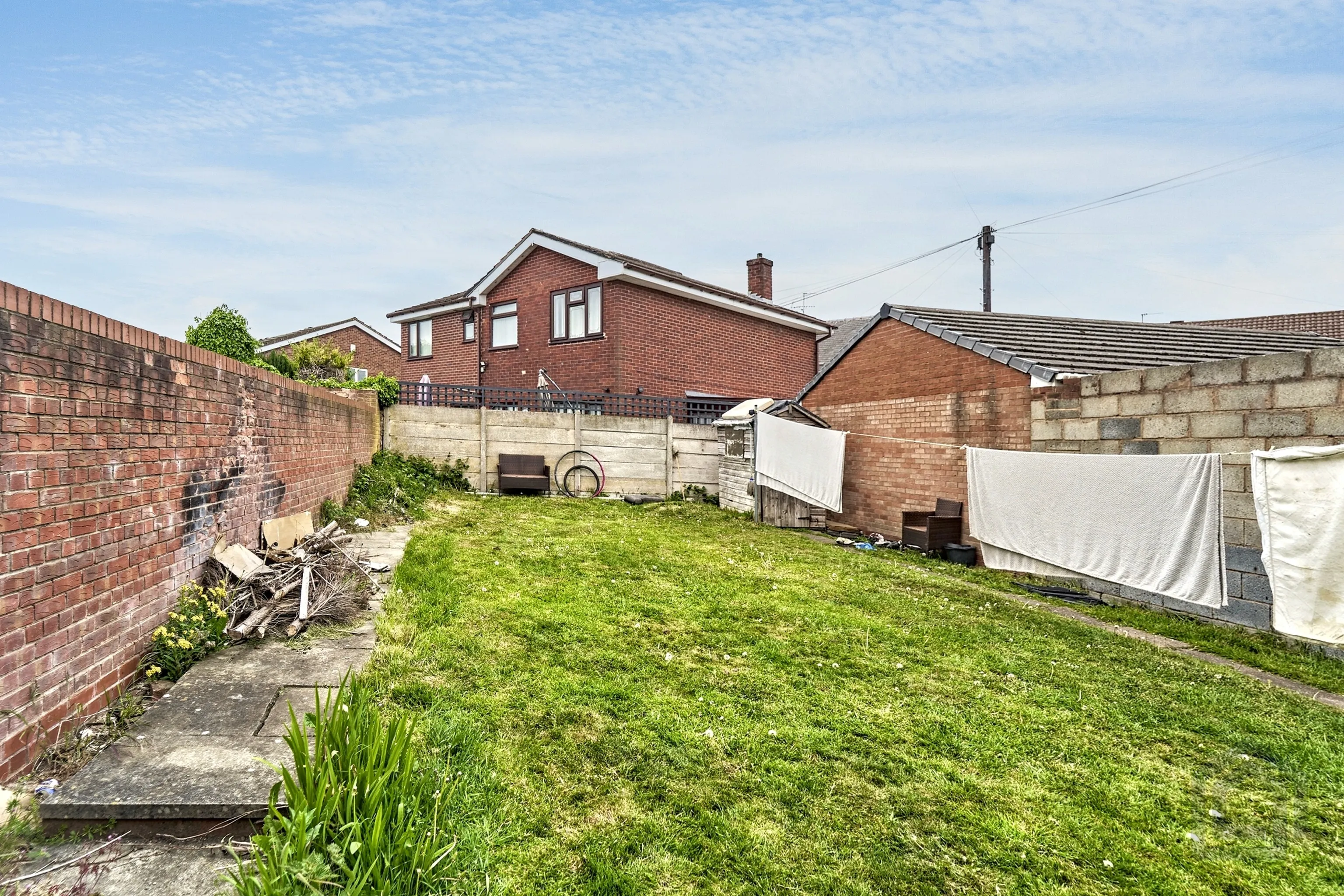 2 Bedroom Terraced in Willenhall