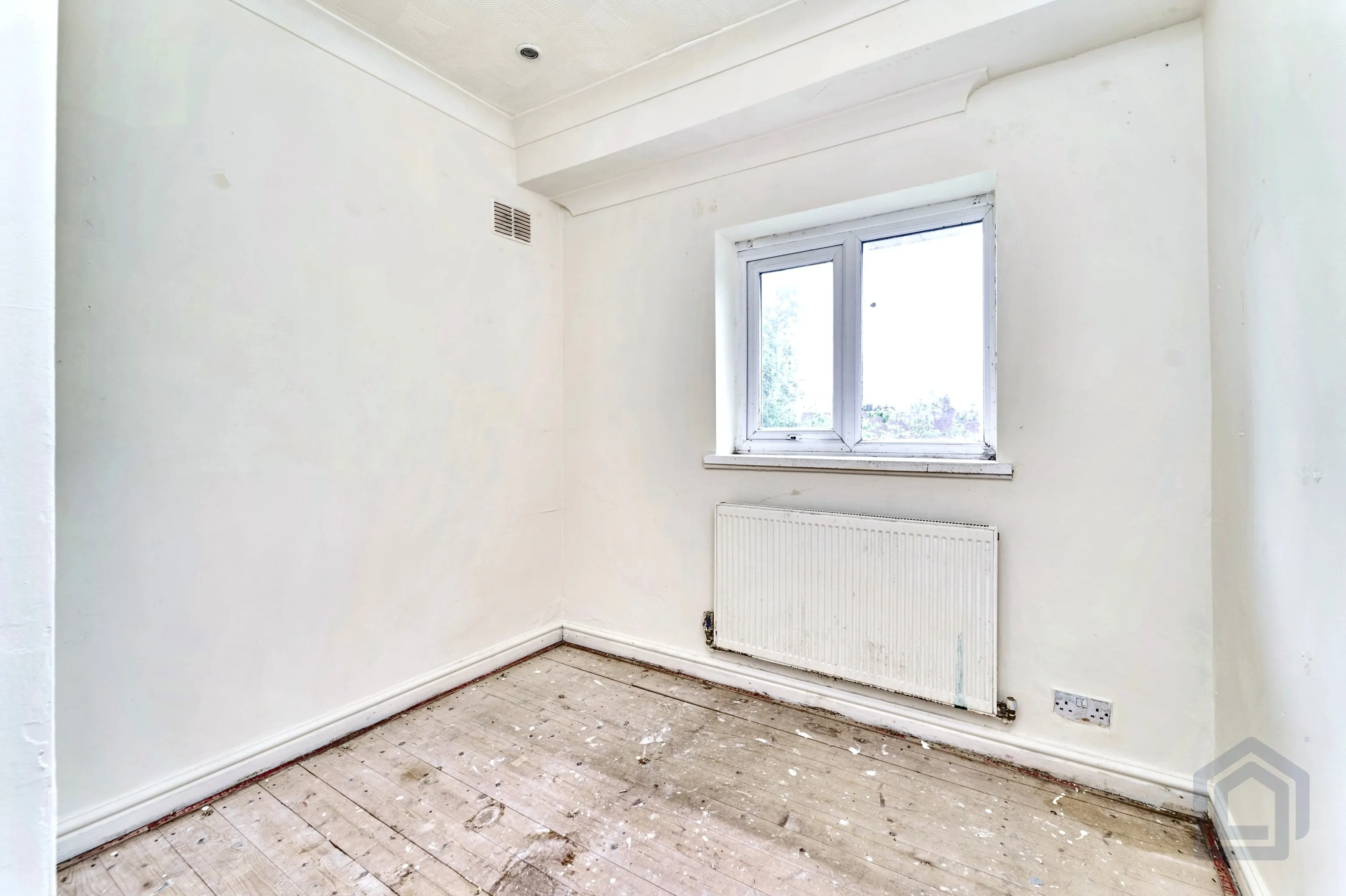 3 Bedroom Semi-Detached in Quinton