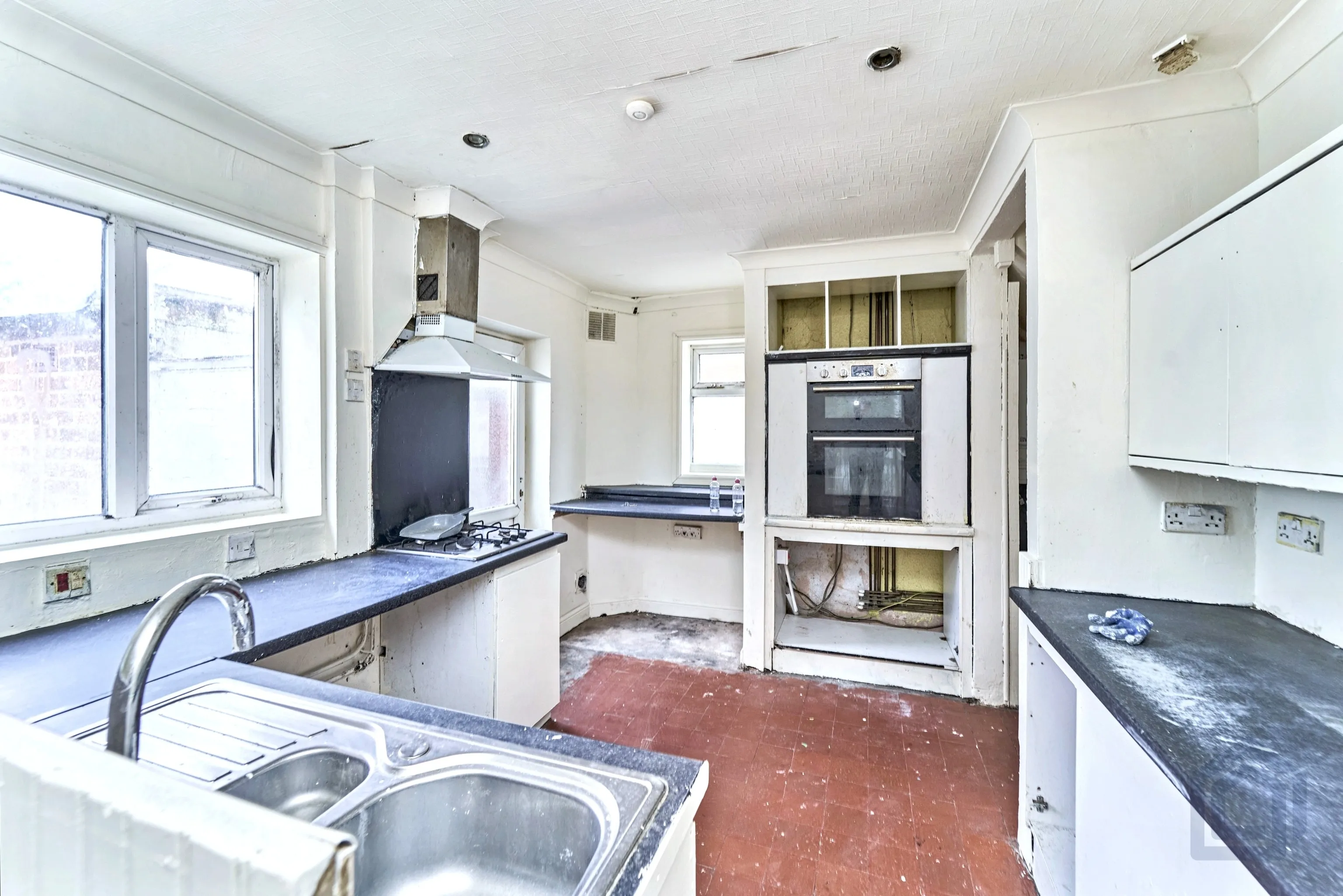 3 Bedroom Semi-Detached in Quinton