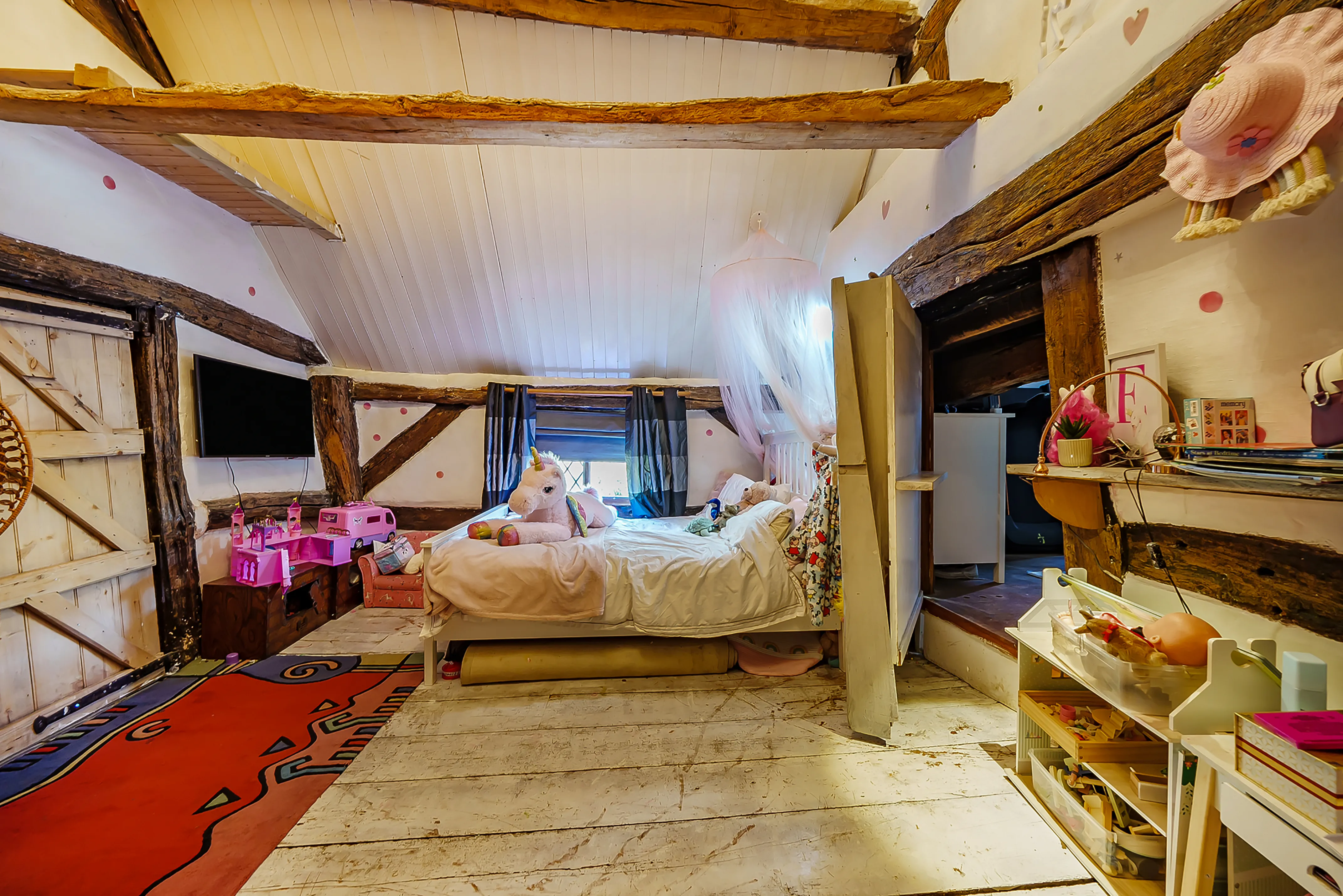 4 Bedroom Detached in Kenilworth