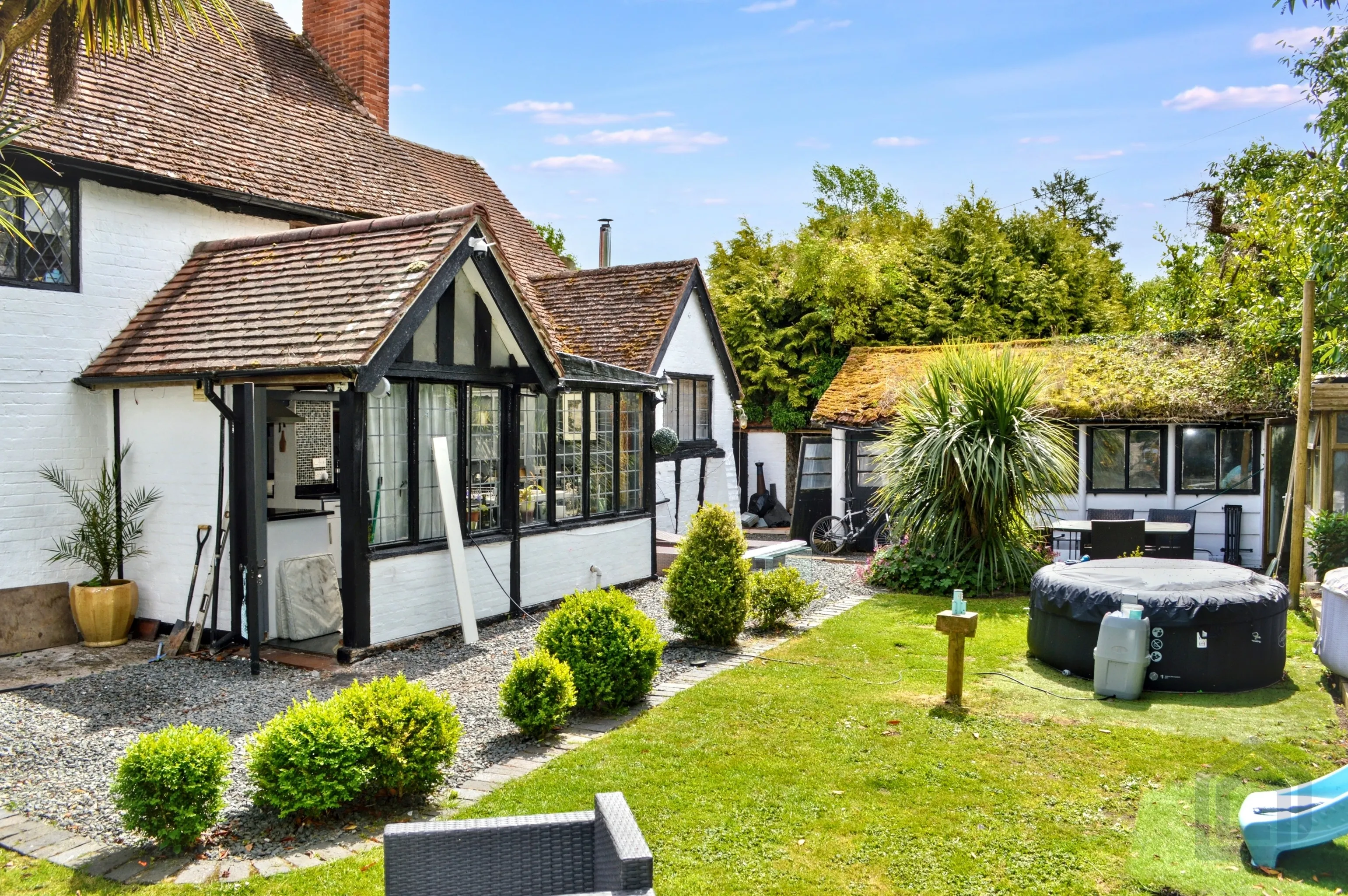 4 Bedroom Detached in Kenilworth