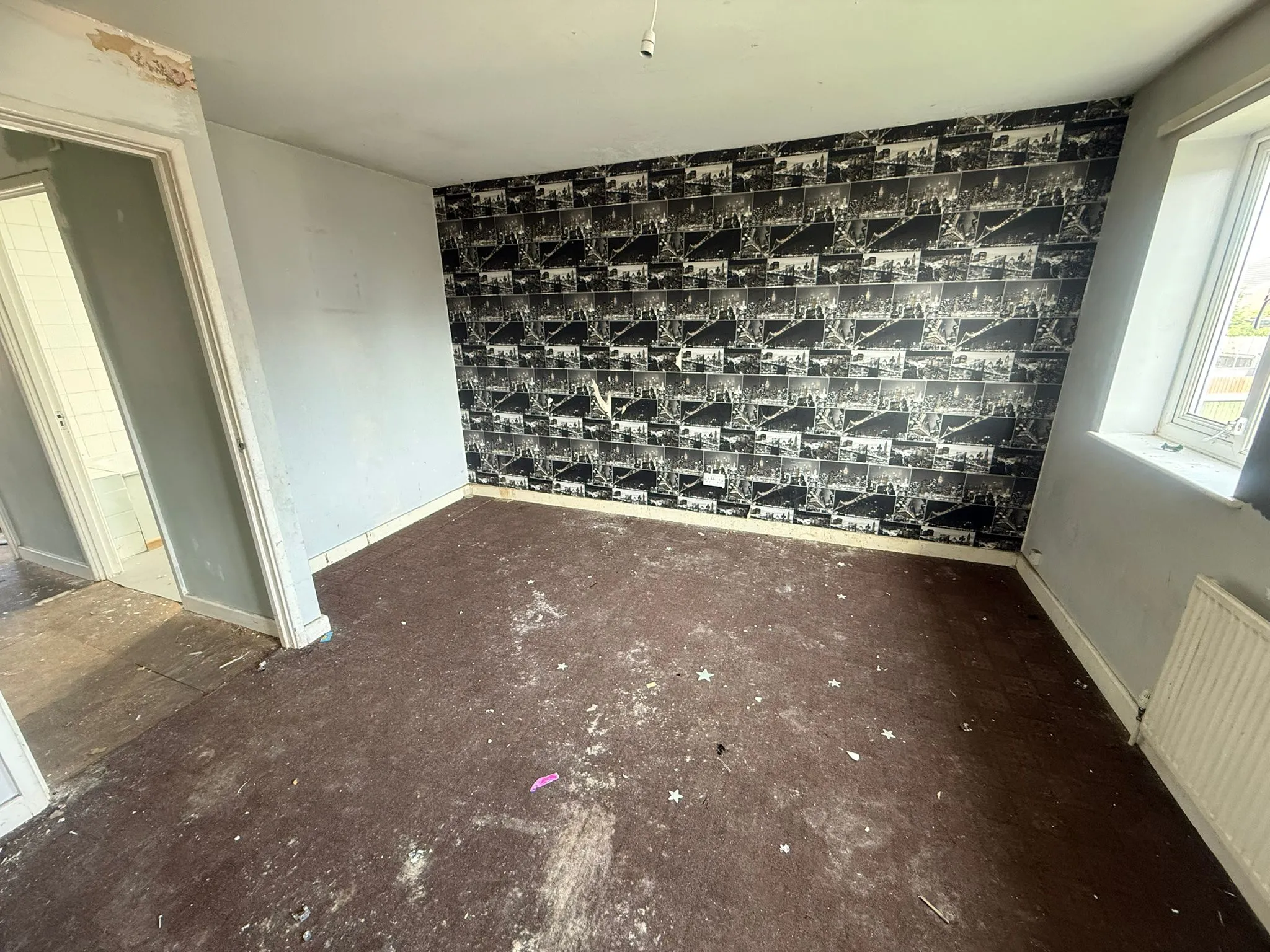 3 Bedroom Semi-Detached in Brierley Hill