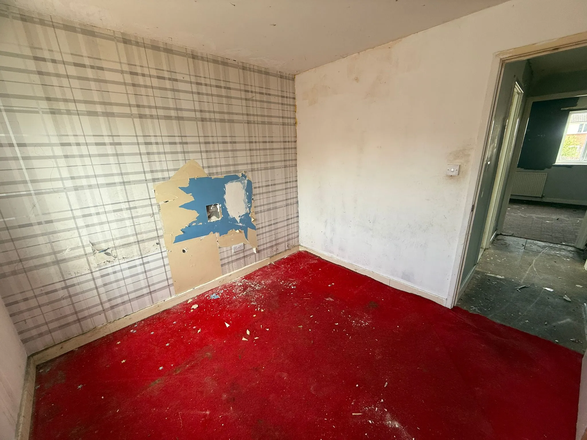 3 Bedroom Semi-Detached in Brierley Hill