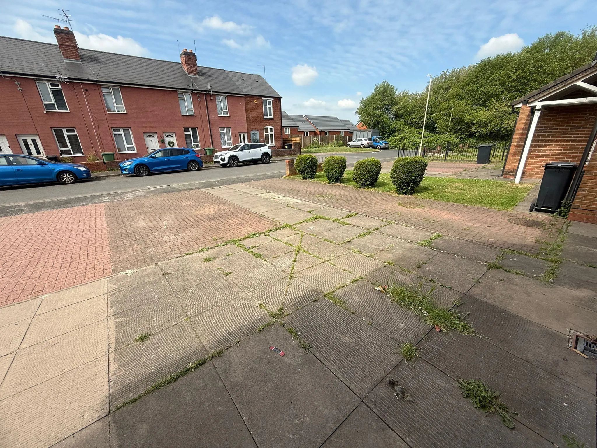 3 Bedroom Semi-Detached in Brierley Hill