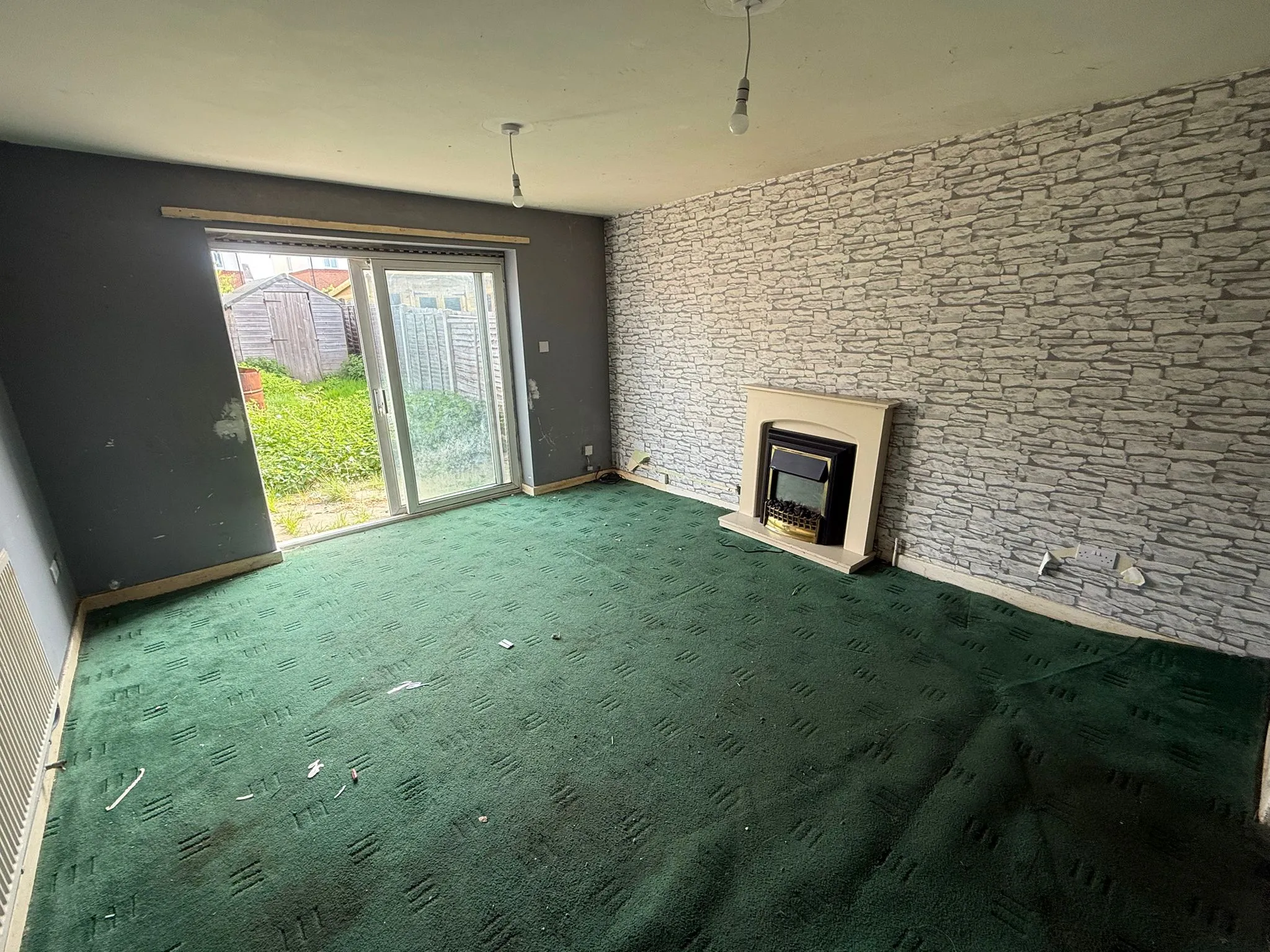 3 Bedroom Semi-Detached in Brierley Hill