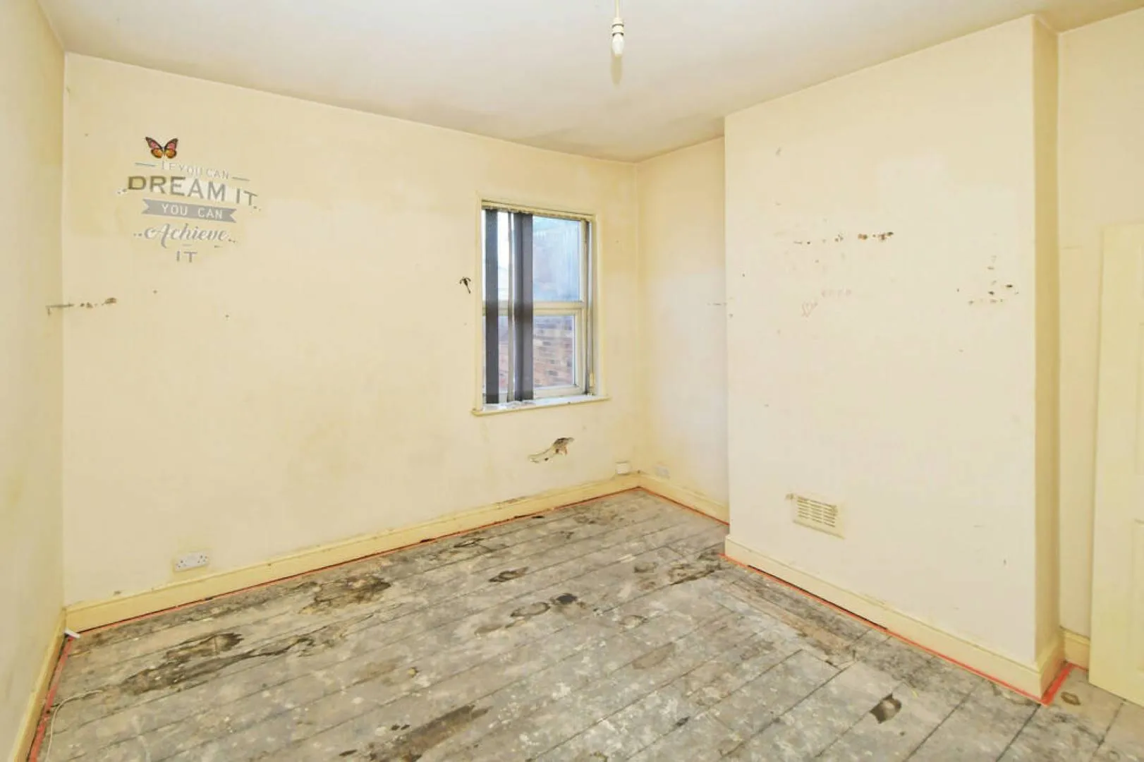 2 Bedroom Terraced in Stoke-on-Trent