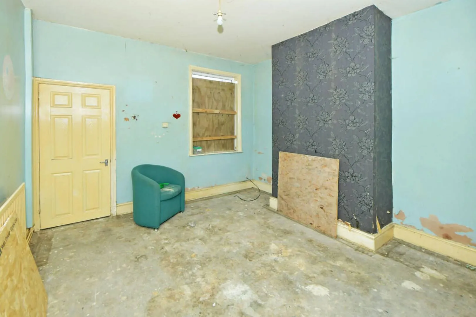 2 Bedroom Terraced in Stoke-on-Trent