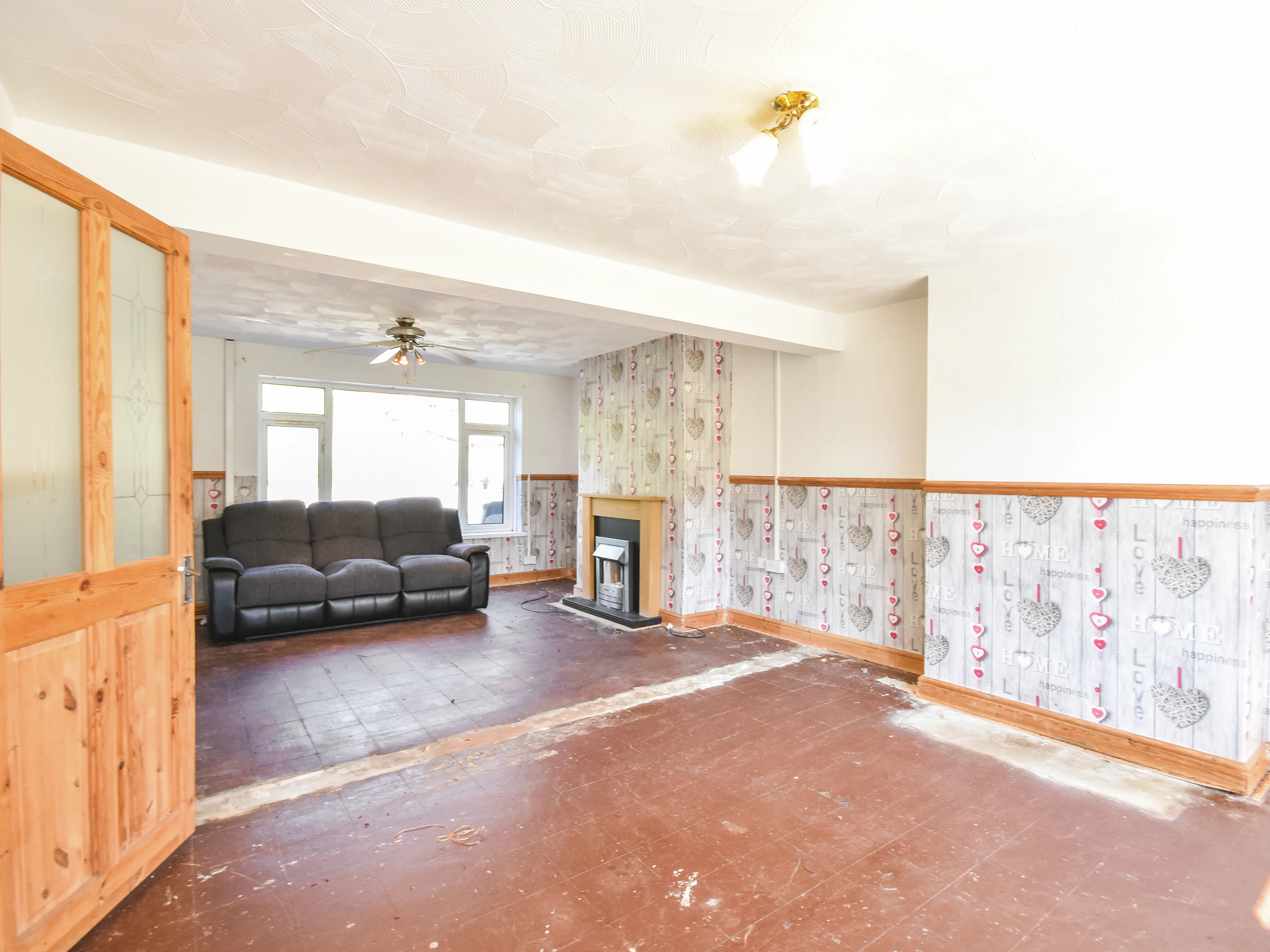 3 Bedroom Semi-Detached in Mountain Ash