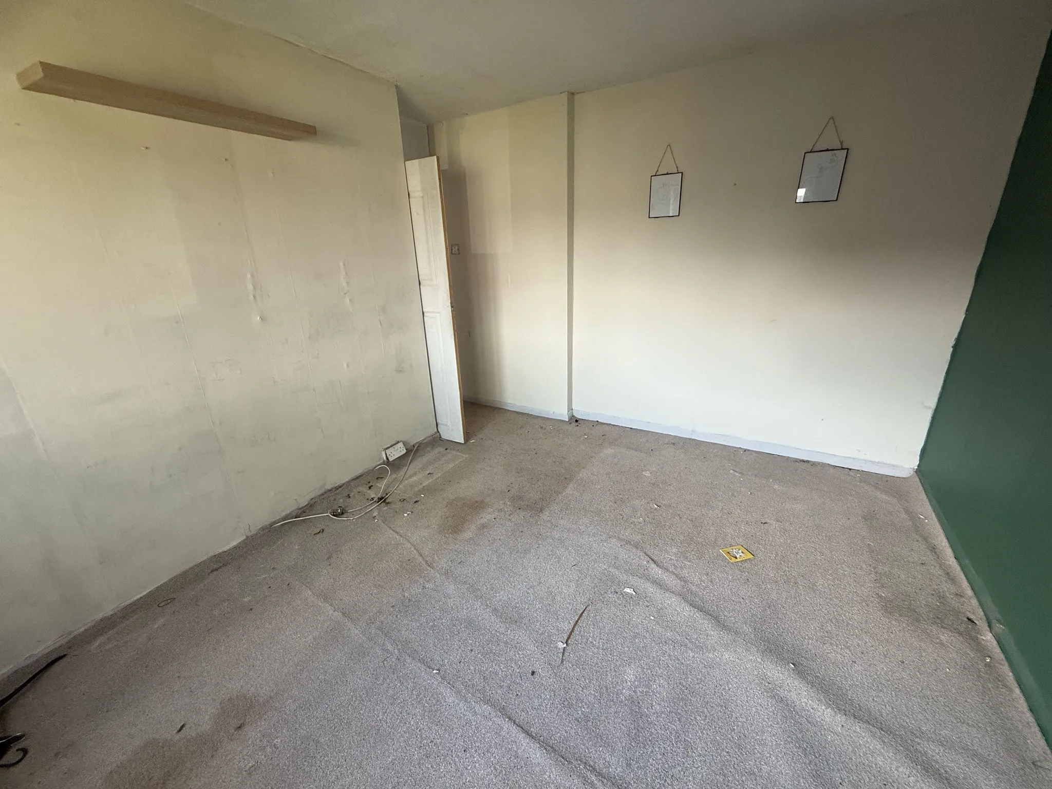 3 Bedroom End Terrace in Stafford