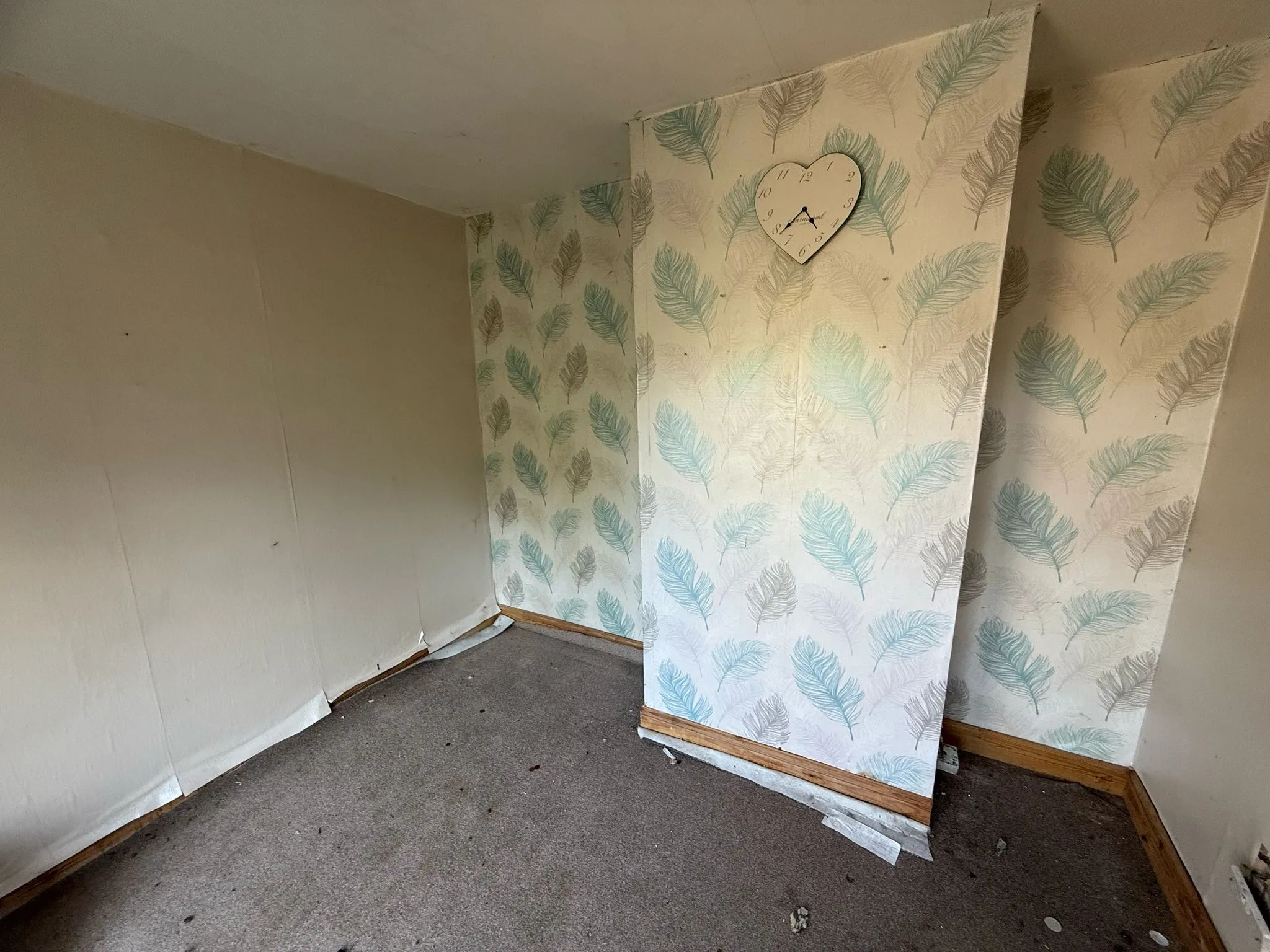 3 Bedroom End Terrace in Stafford