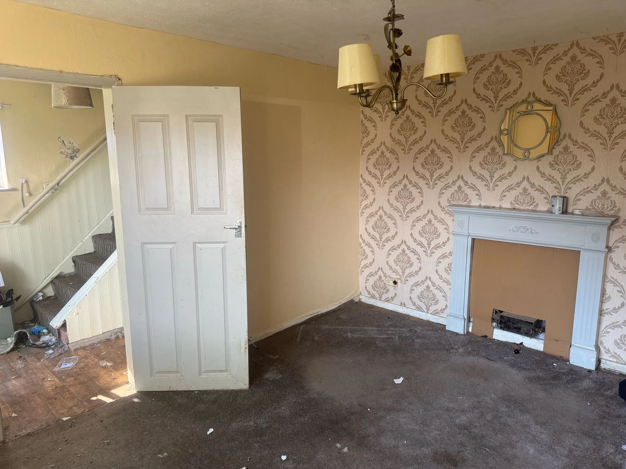 3 Bedroom End Terrace in Stafford