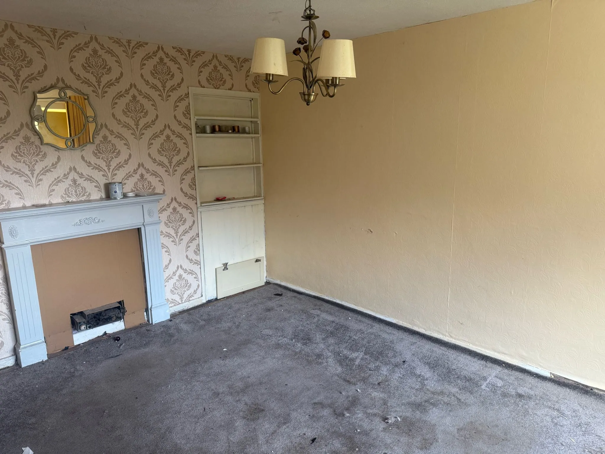 3 Bedroom End Terrace in Stafford