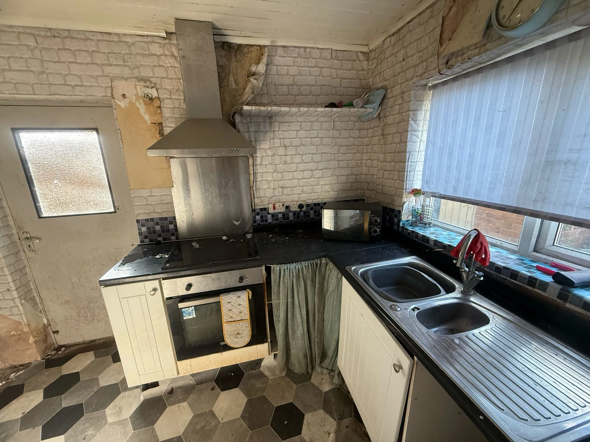3 Bedroom End Terrace in Stafford