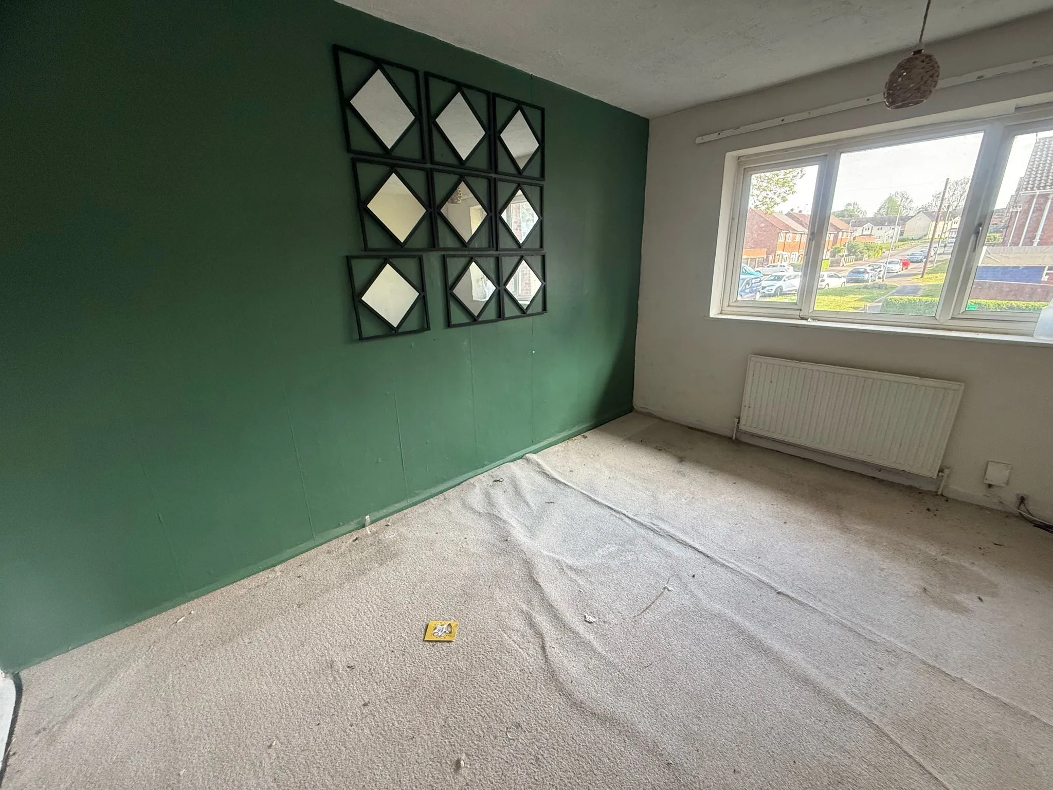 3 Bedroom End Terrace in Stafford