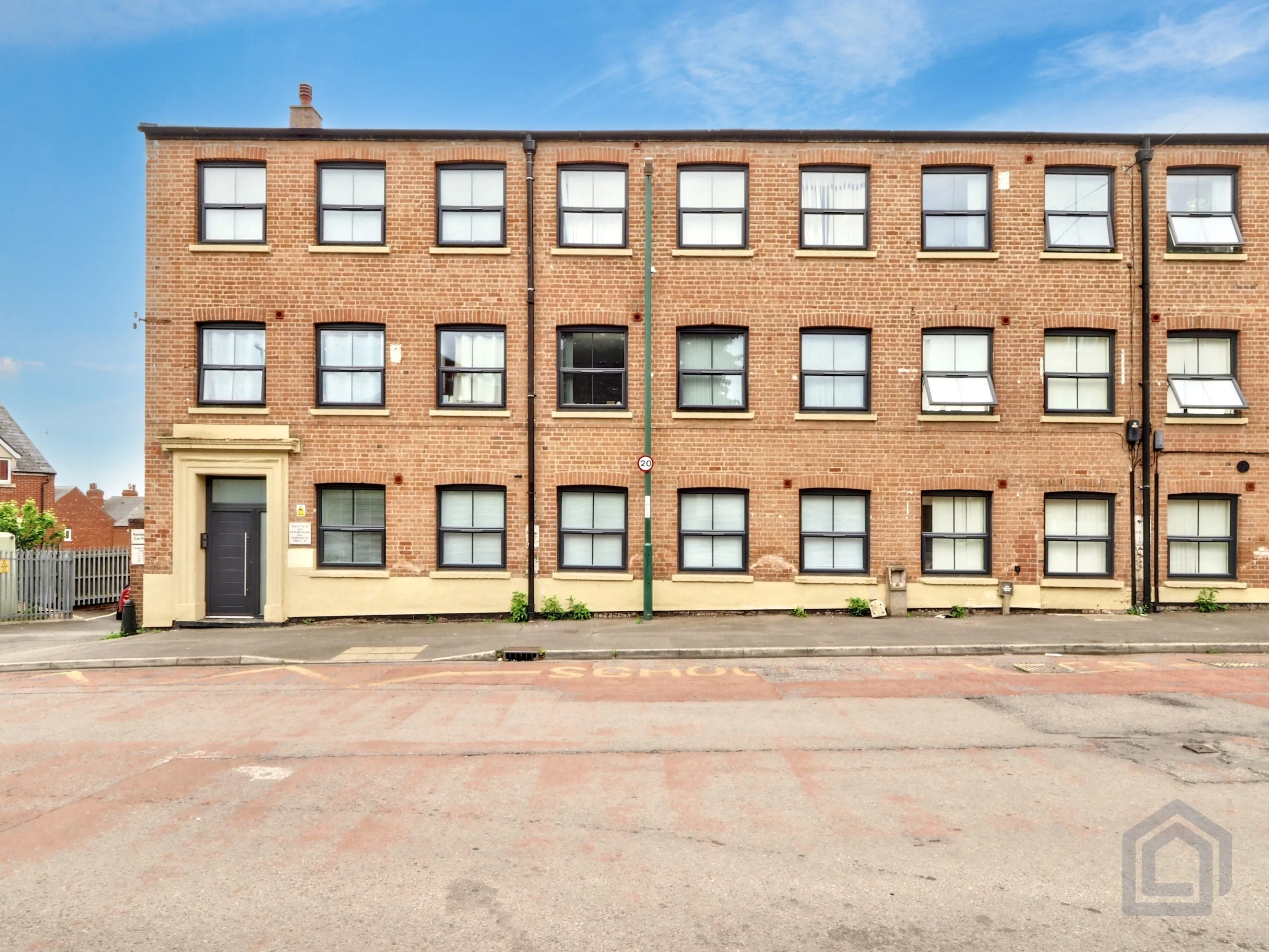 2 Bedroom Apartment in Nottingham