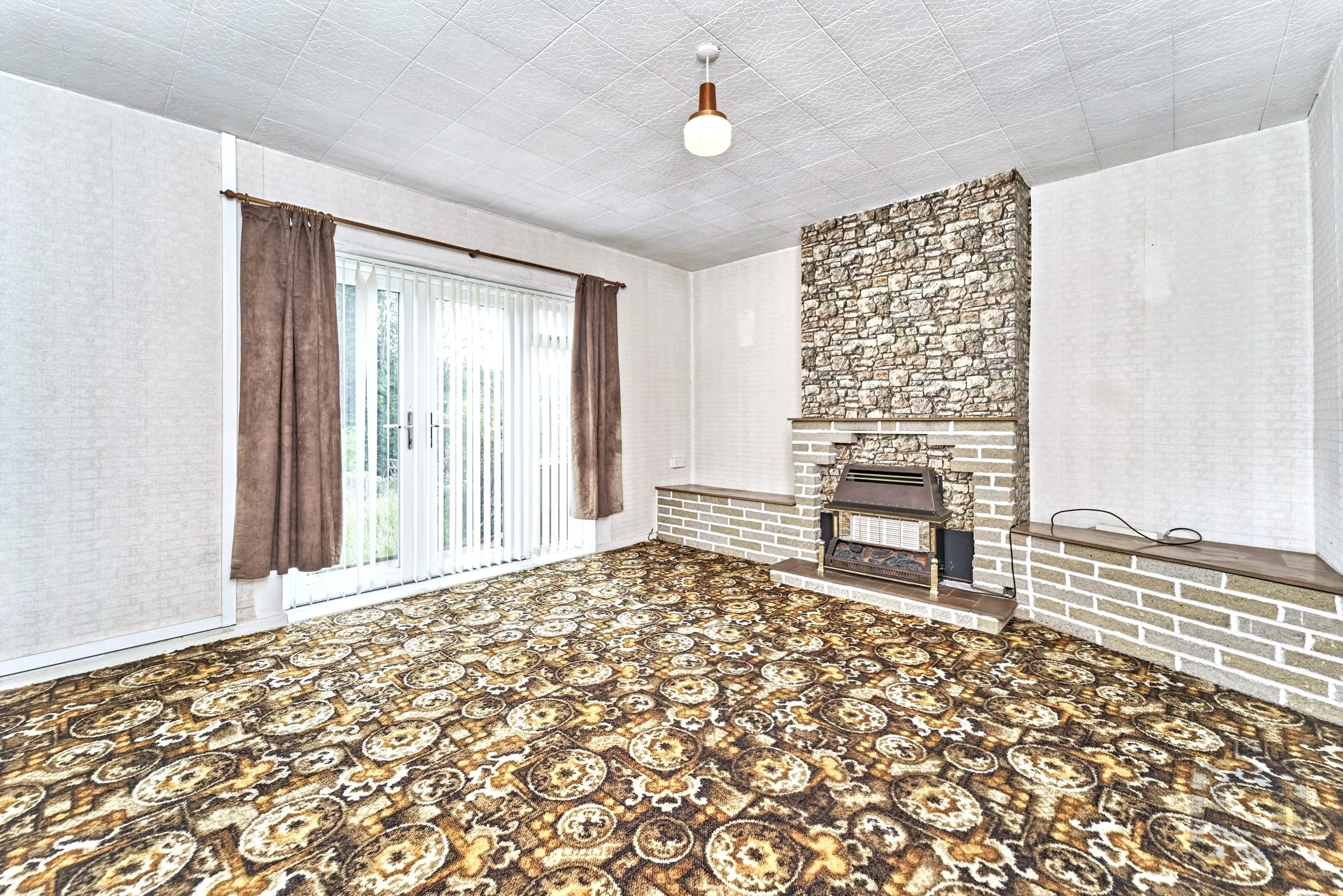 3 Bedroom Semi-Detached in Walsall
