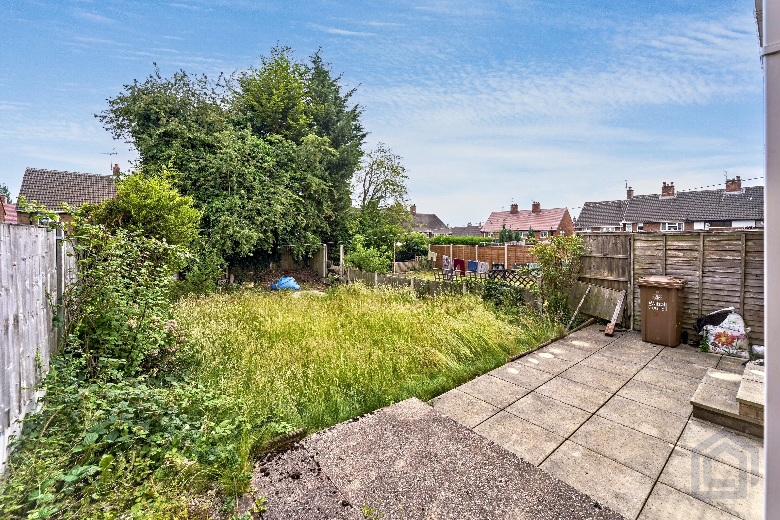 3 Bedroom Semi-Detached in Walsall