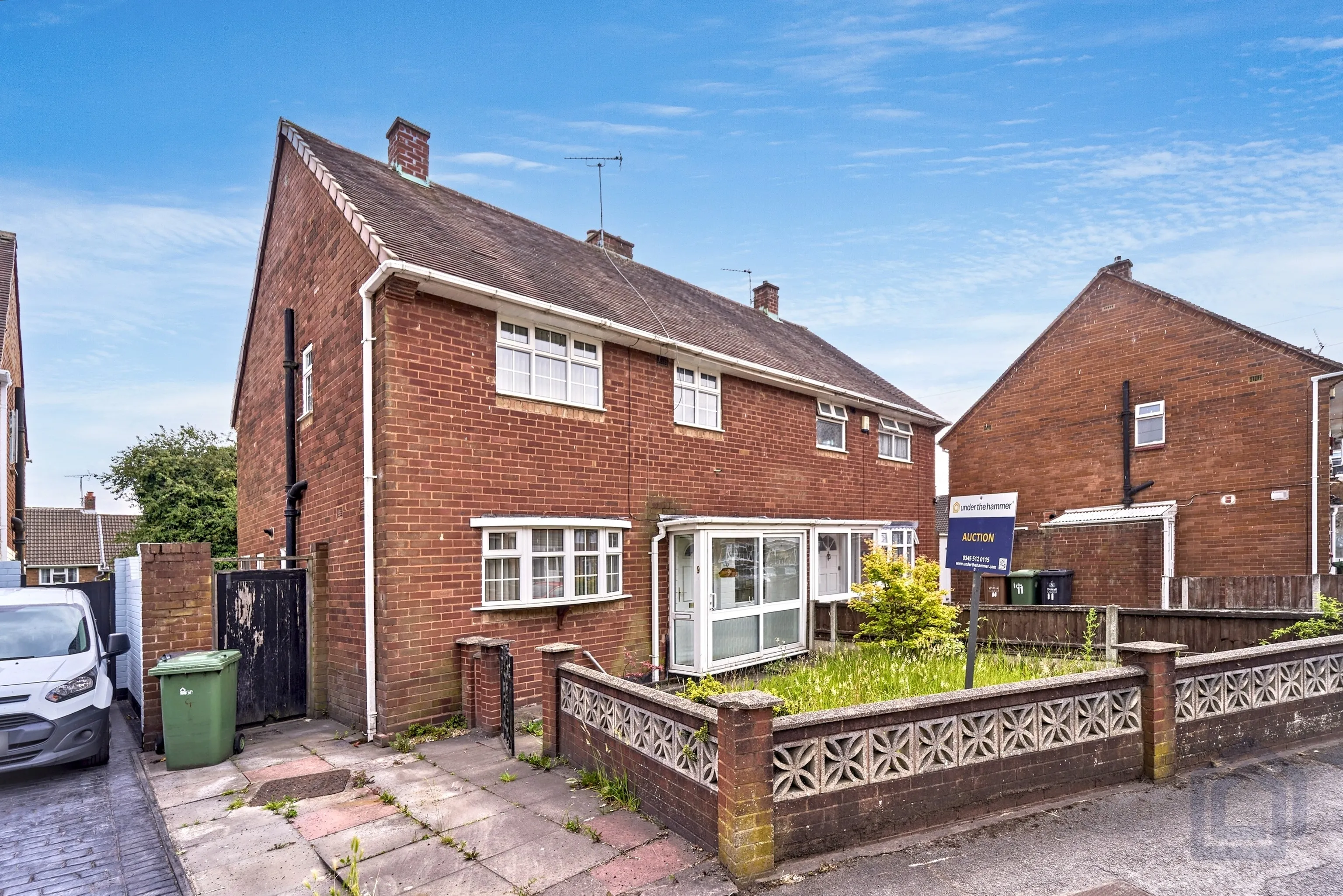 3 Bedroom Semi-Detached in Walsall