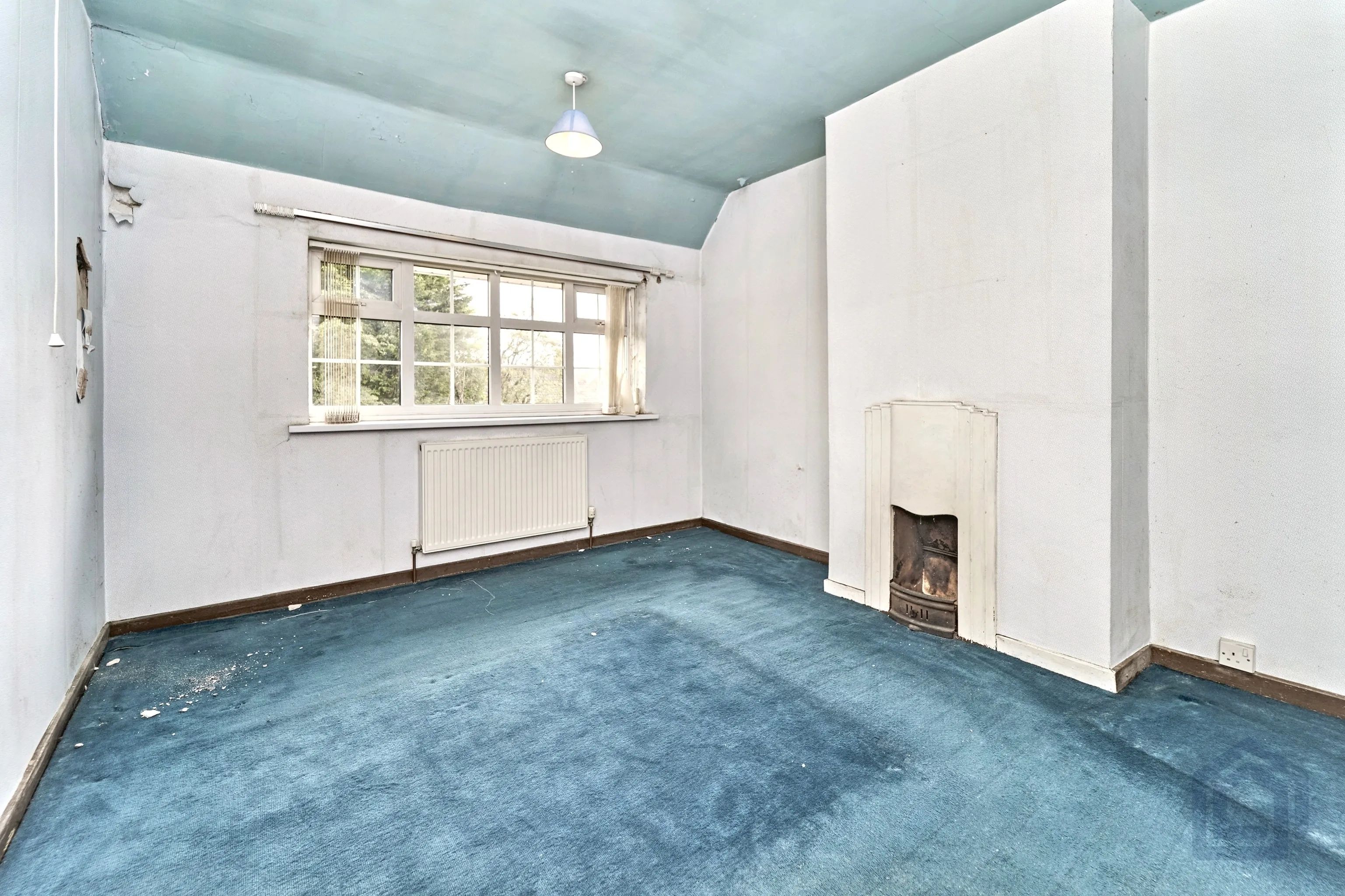 3 Bedroom Semi-Detached in Walsall