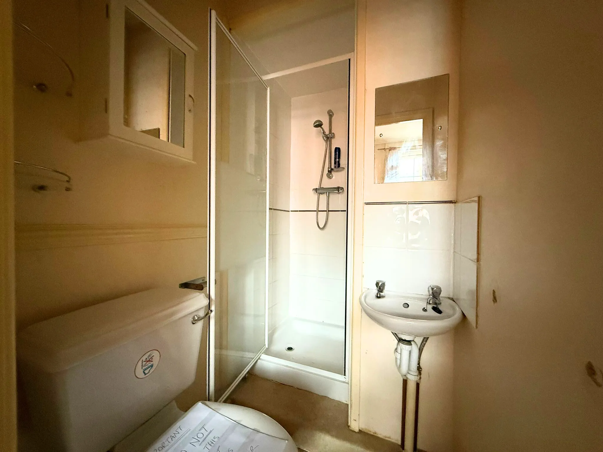 2 Bedroom End Terrace in Worcester