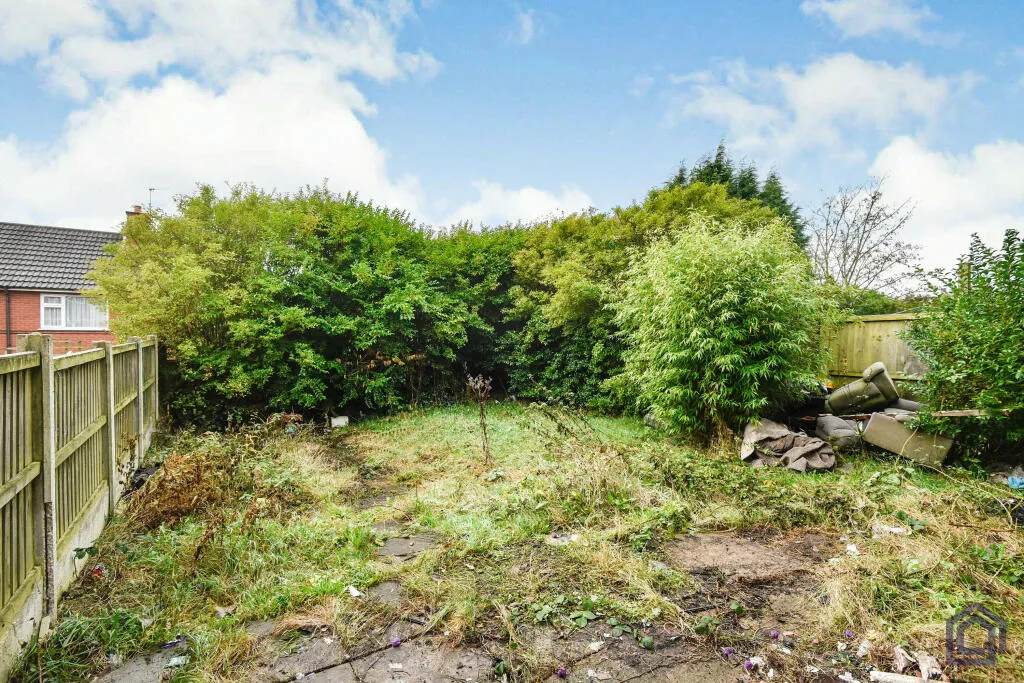 3 Bedroom Semi-Detached in Kidsgrove