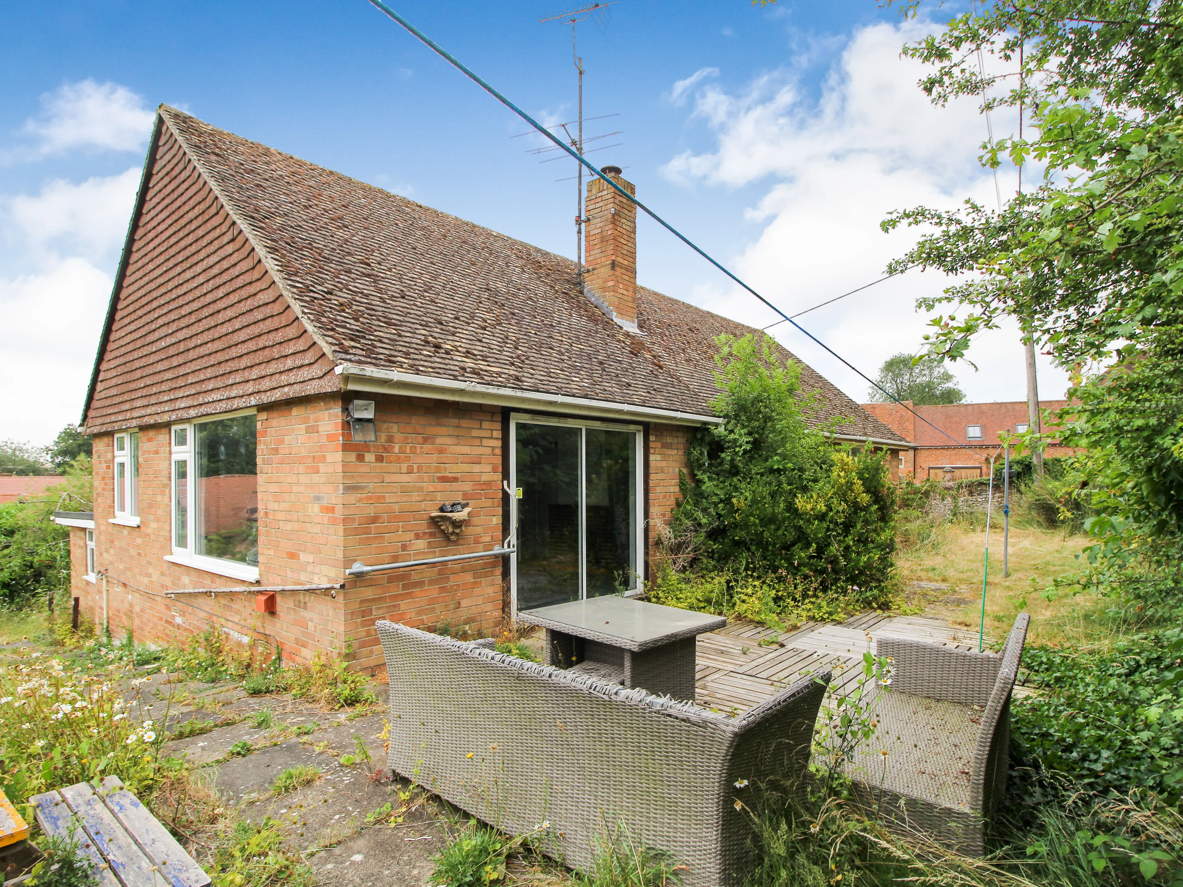 3 Bedroom Detached with Planning Permission in Newbury
