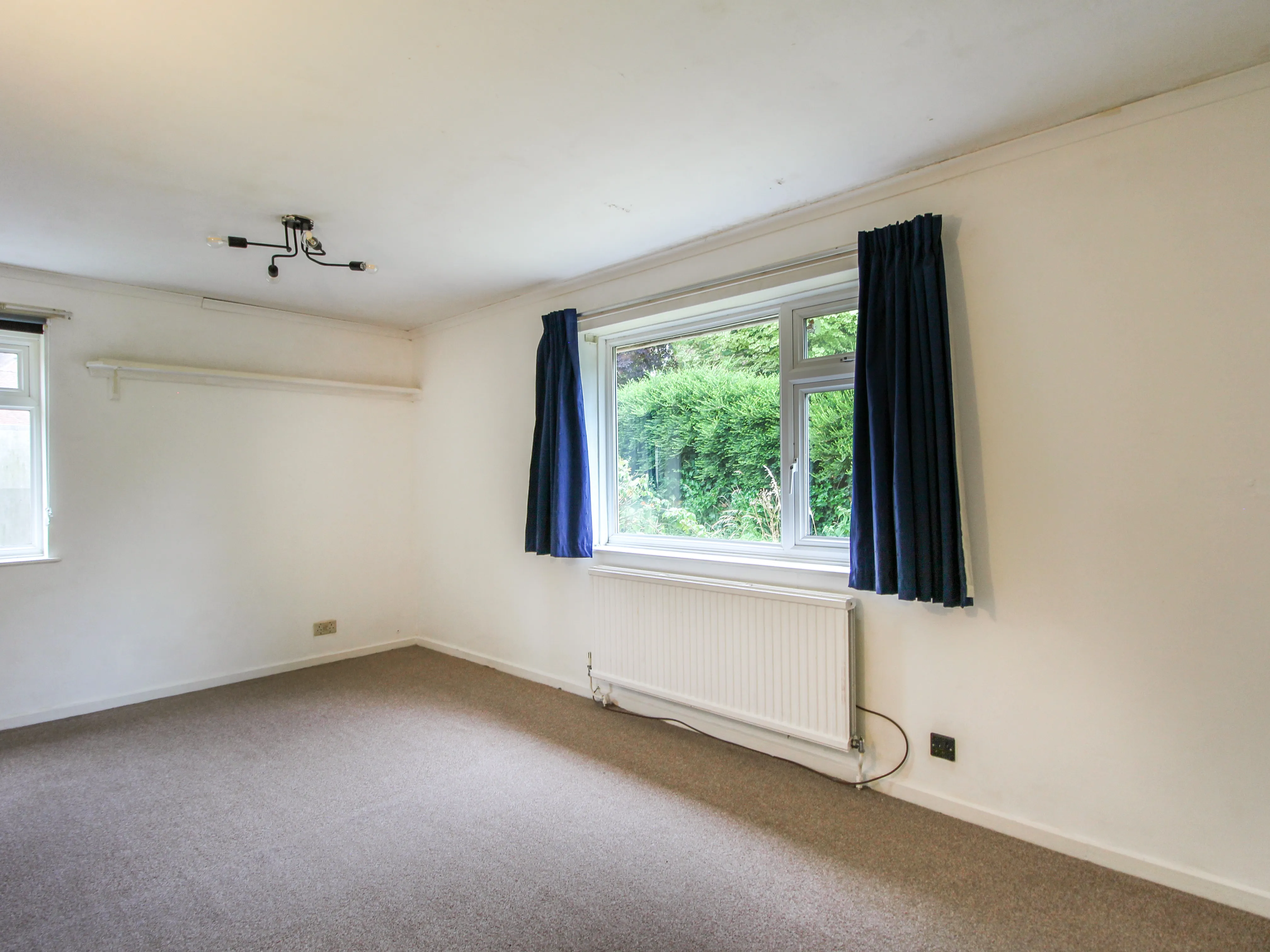 3 Bedroom Detached with Planning Permission in Newbury