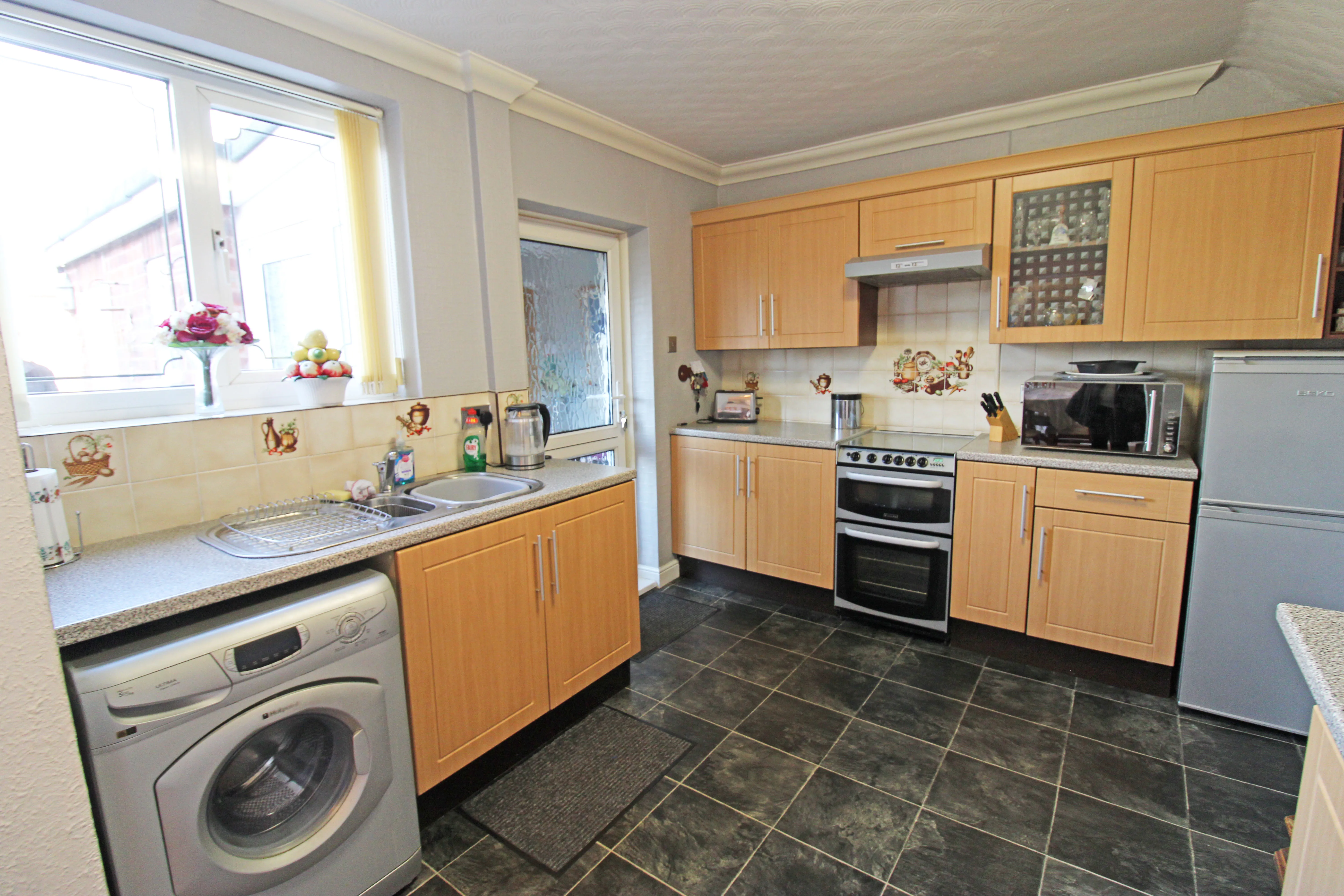 3 Bedroom Terrace in Tipton