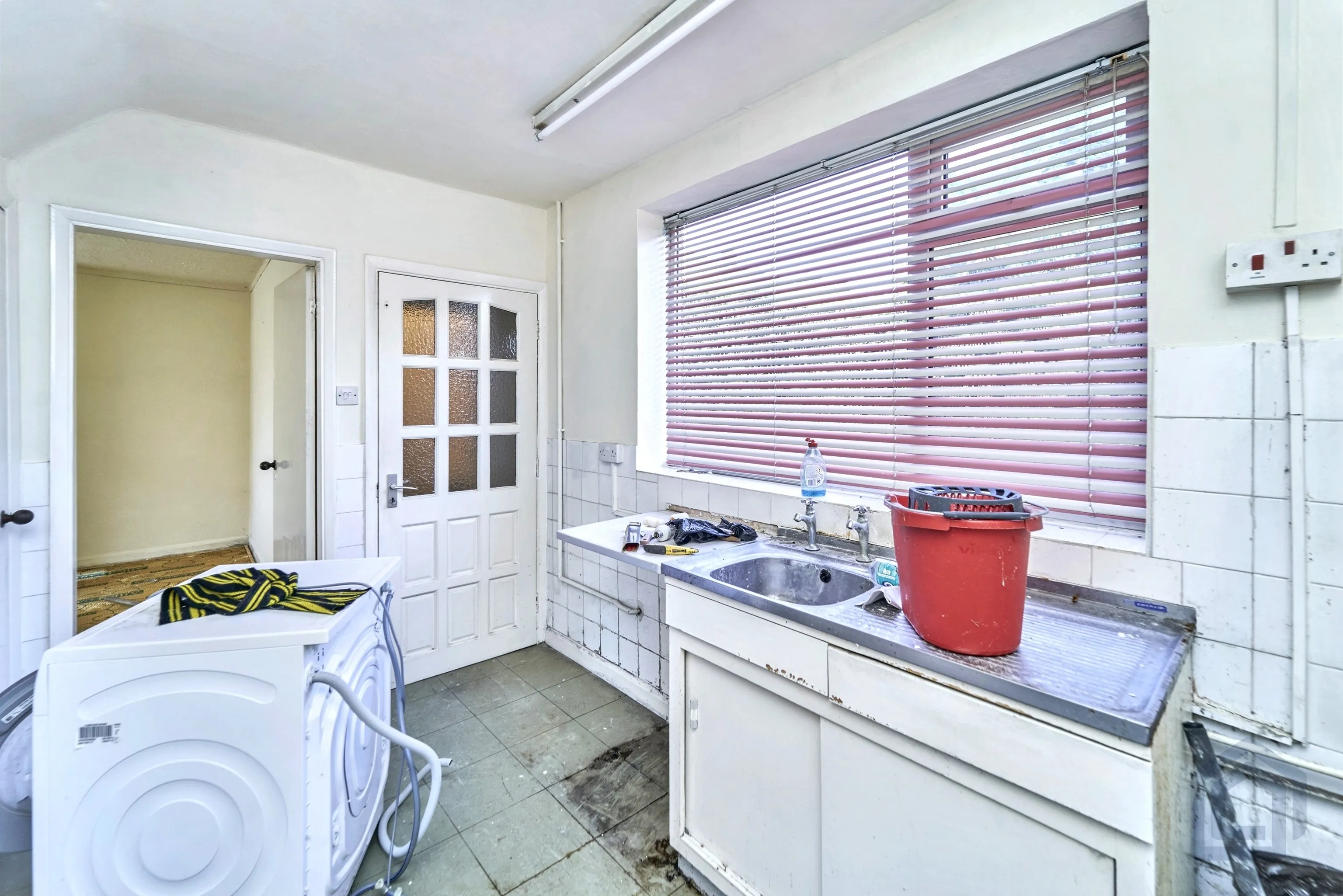 3 Bedroom Semi-Detached in Wolverhampton