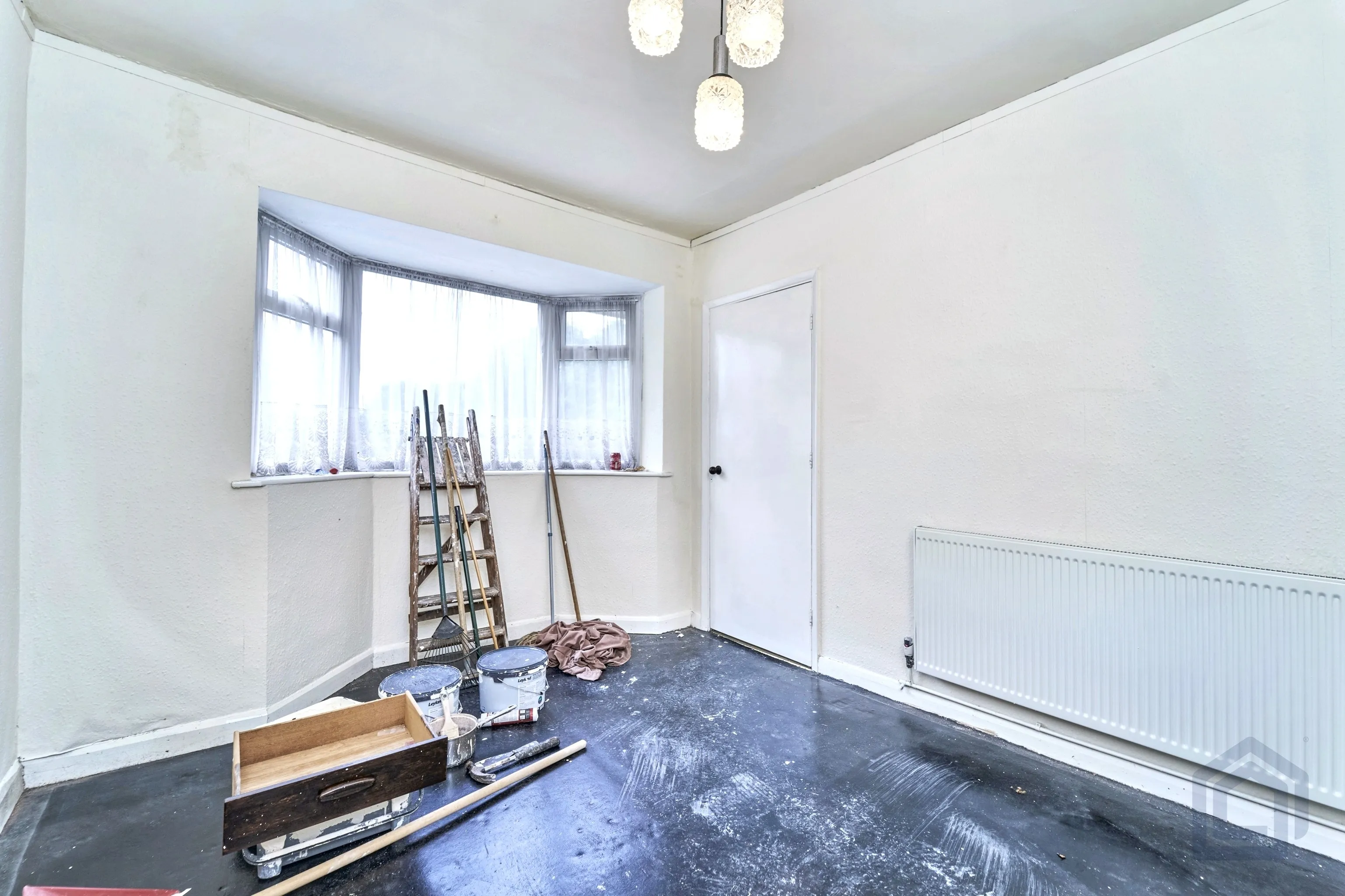 3 Bedroom Semi-Detached in Wolverhampton