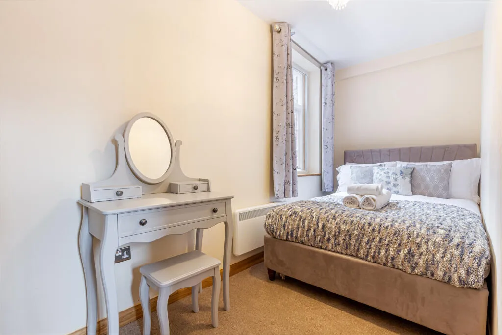 5 Bedroom Block of 3 Apartments in Herefordshire