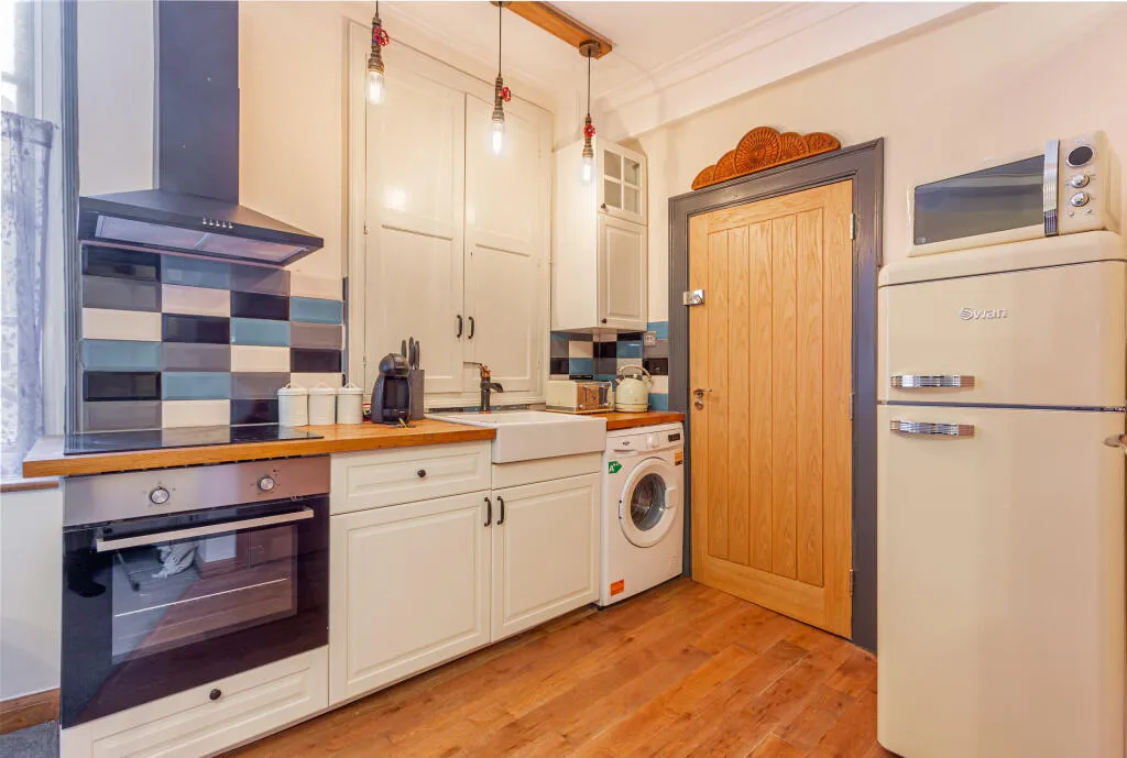 5 Bedroom Block of 3 Apartments in Herefordshire